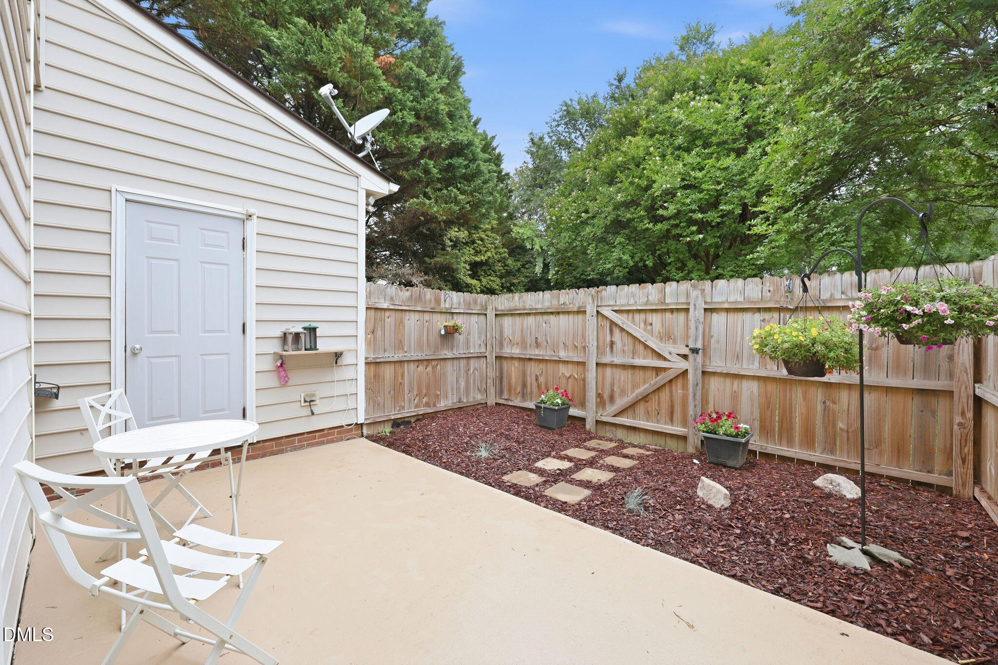 211 Sugar Maple Avenue Property Photo 13
