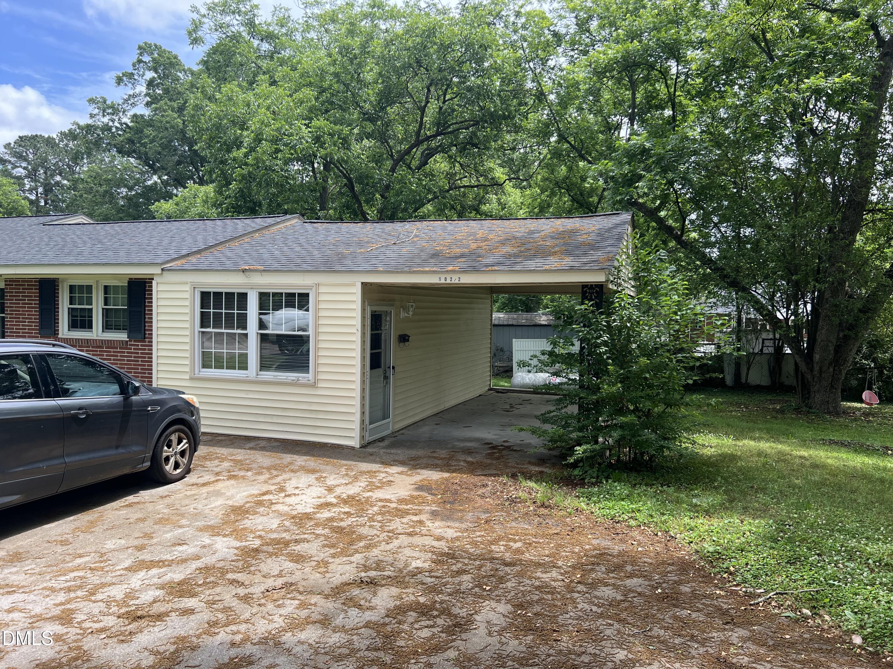 102 1/2 Ford Circle Property Photo 1