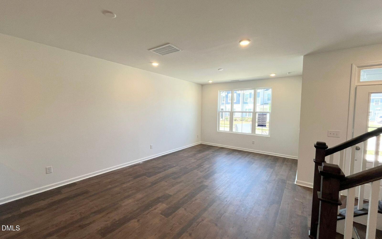 1533 Wendell Valley Boulevard Property Photo 6