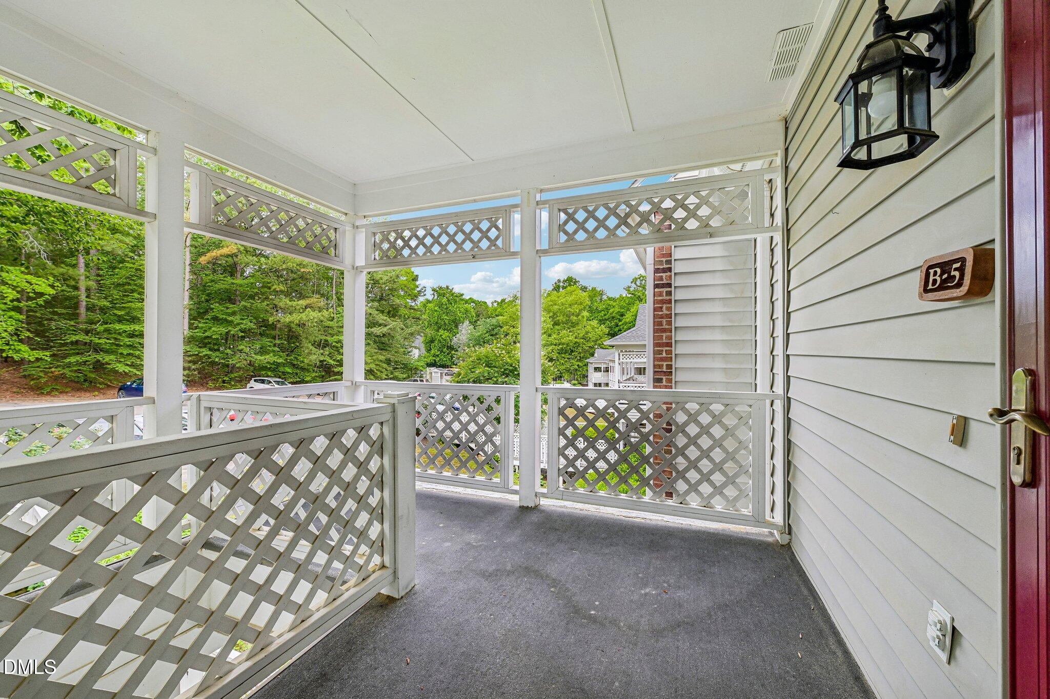 411 Gooseneck B5 Property Photo 2