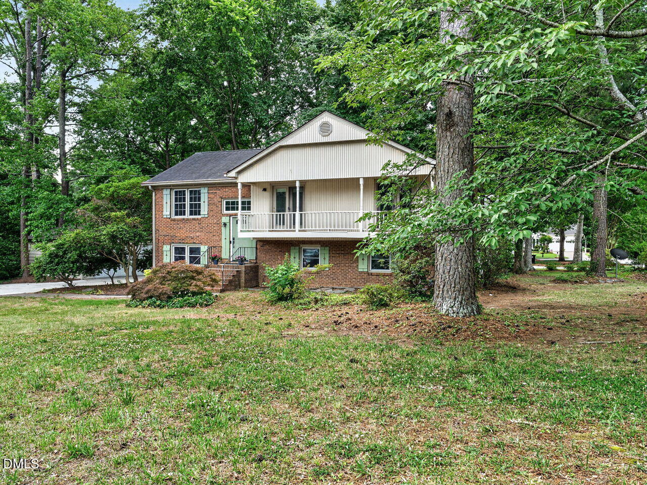 1514 Boxwood Lane Property Photo 2
