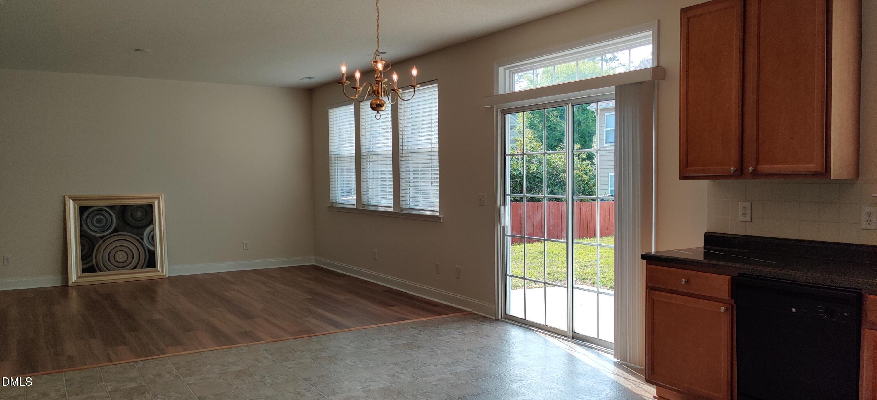 4011 Oatgrass Lane Property Photo 8