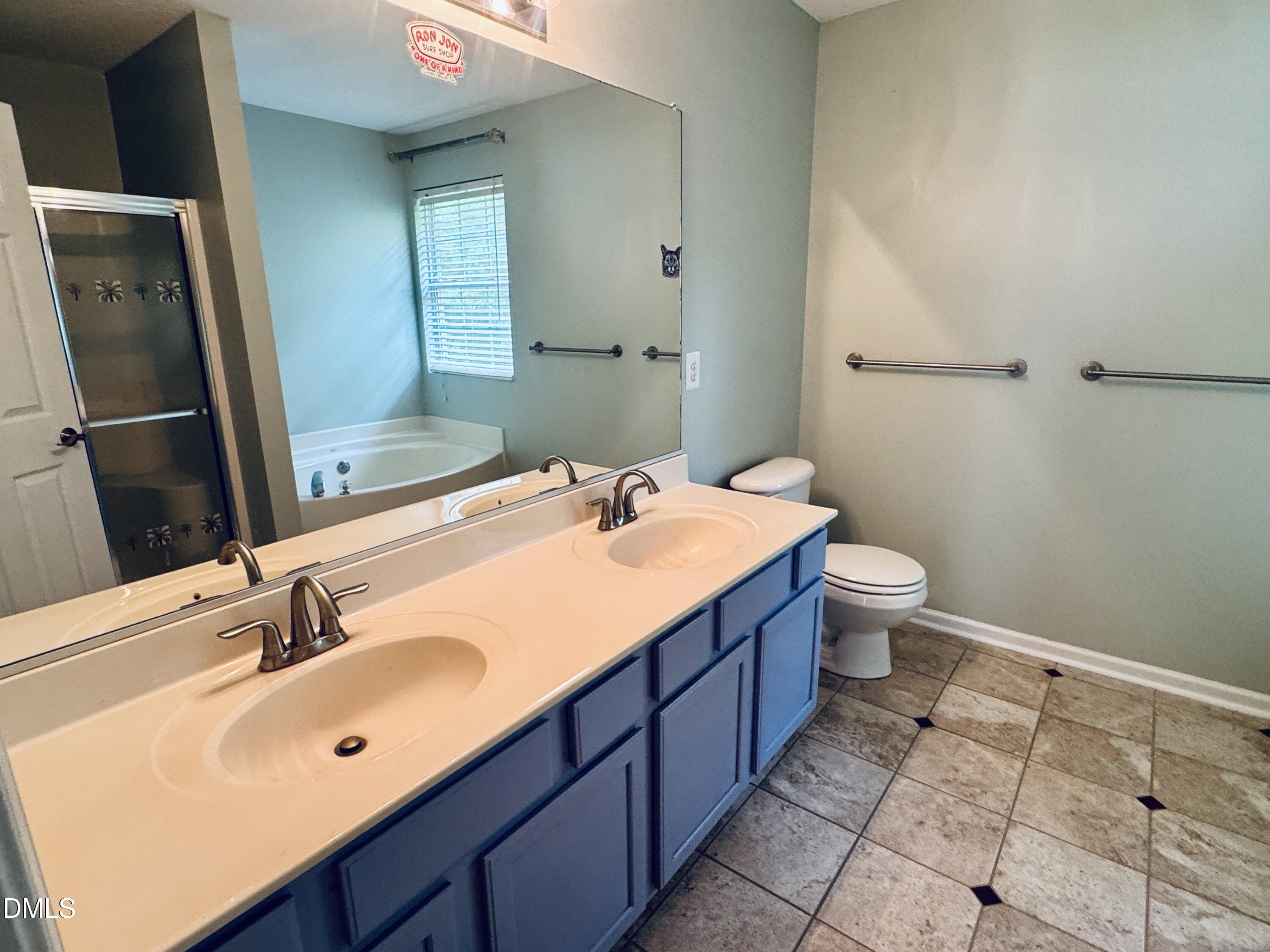1224 Arbor Greene Drive Property Photo 18