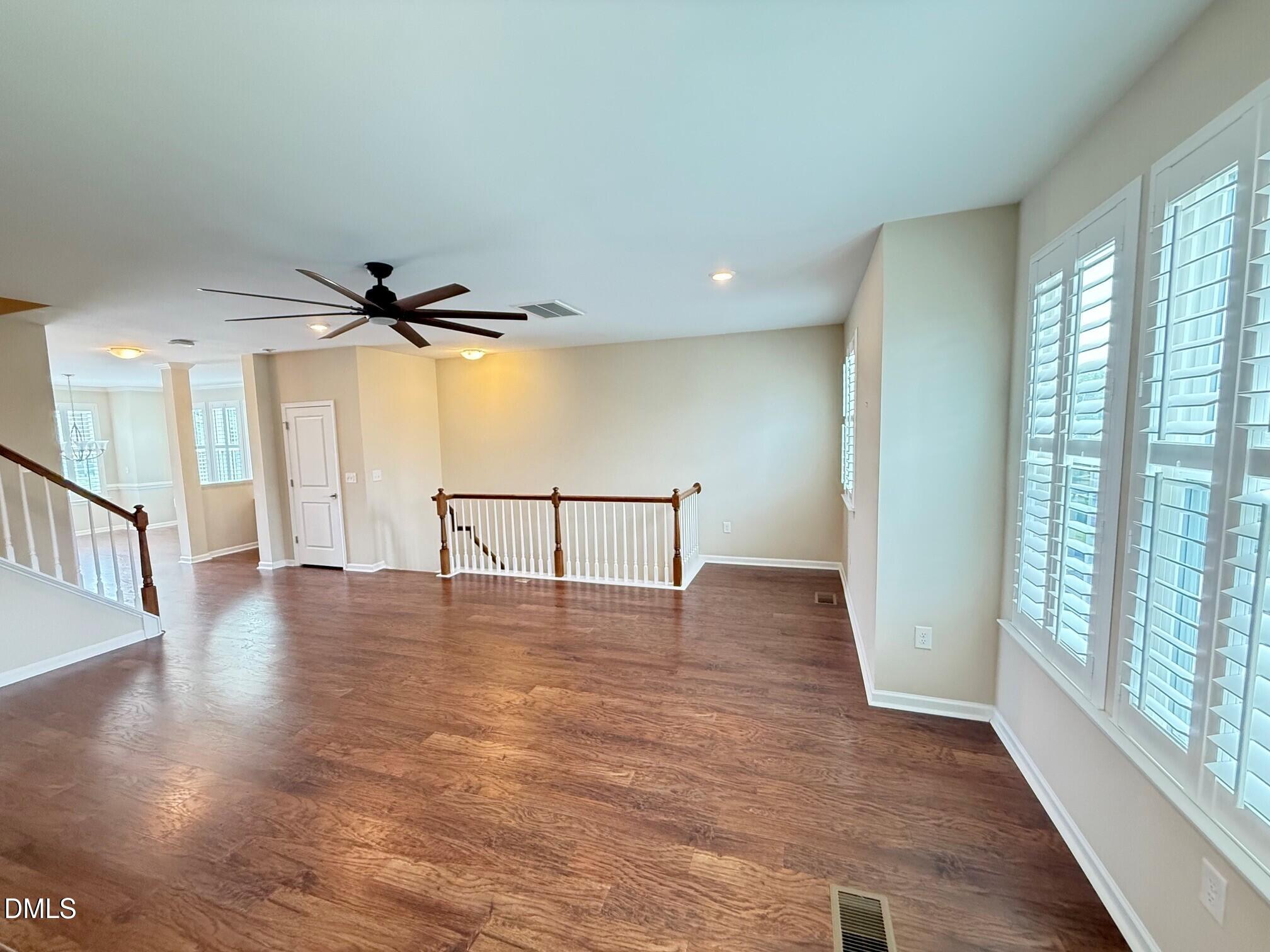 537 Austin View Boulevard Property Photo 14