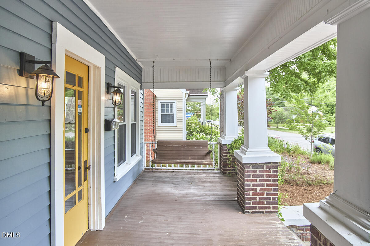 1401 Watts Street Property Photo 4