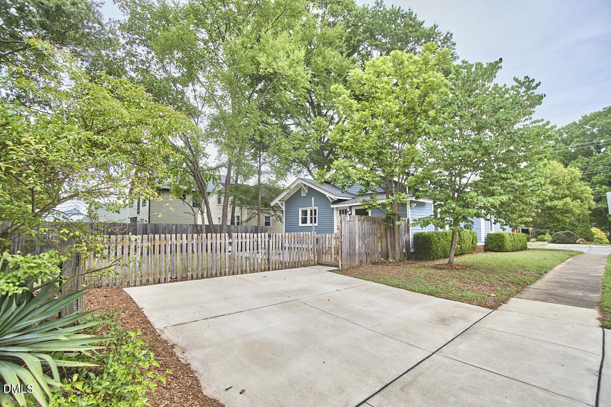 1401 Watts Street Property Photo 32