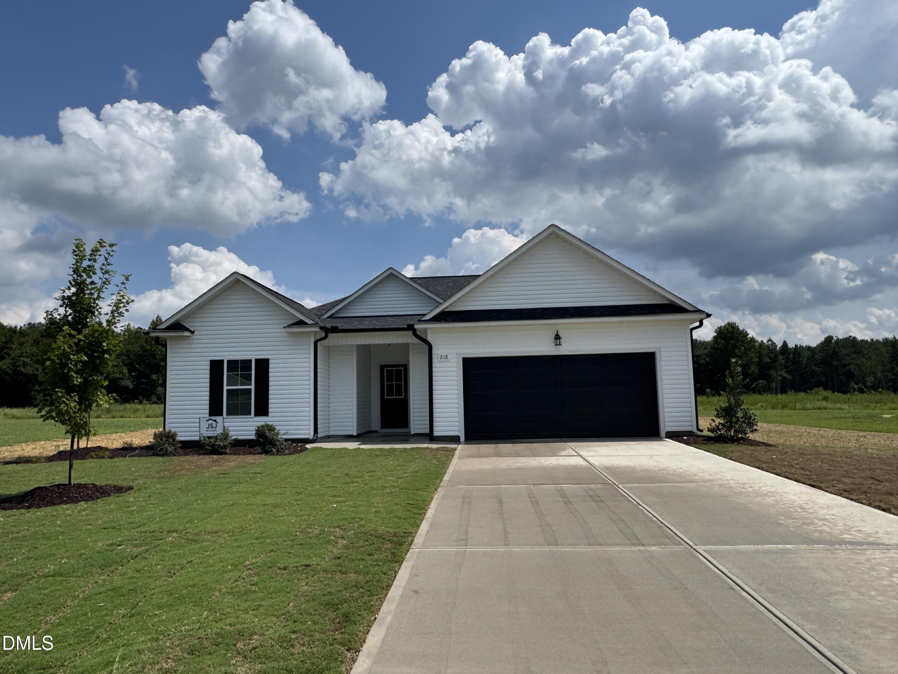 218 Hill Valley Drive Property Photo 1