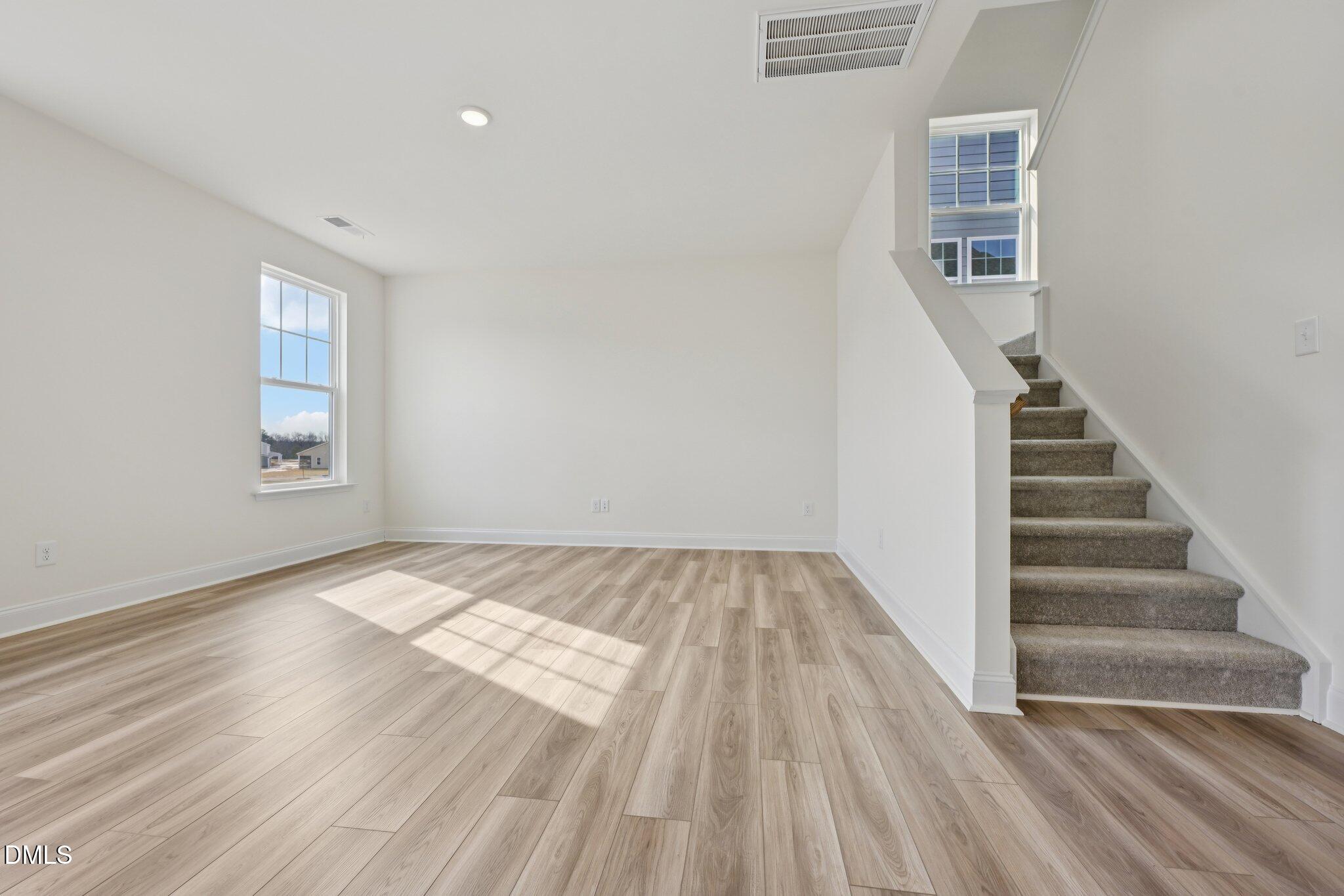 513 Hipwood Drive Property Photo 1