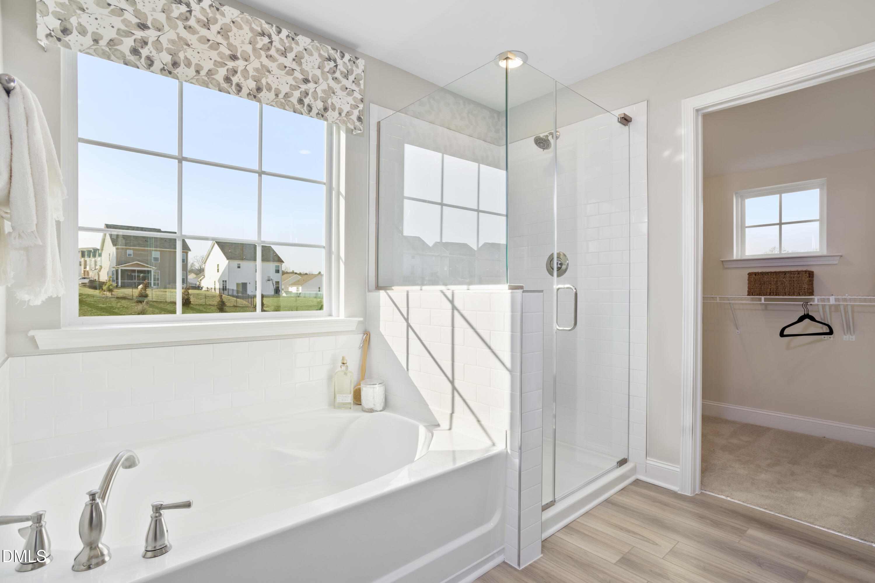 504 Hipwood Drive Property Photo 16