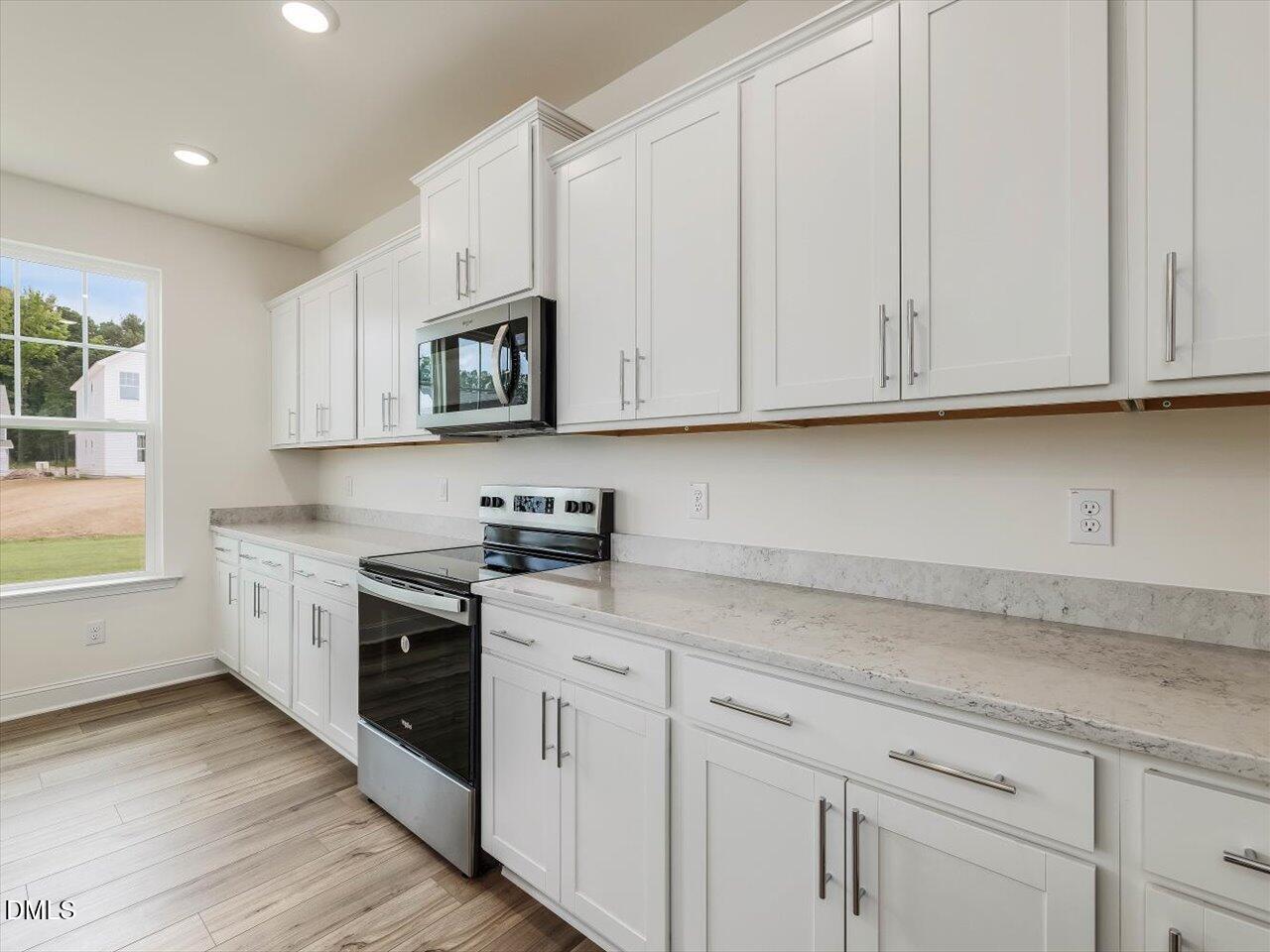 504 Hipwood Drive Property Photo 16