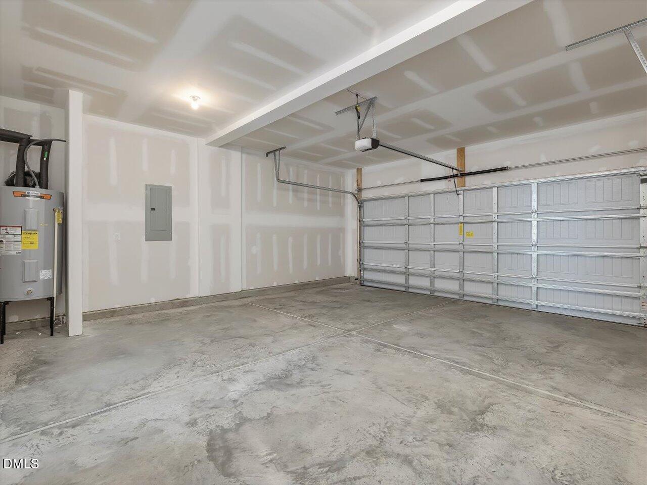 504 Hipwood Drive Property Photo 20