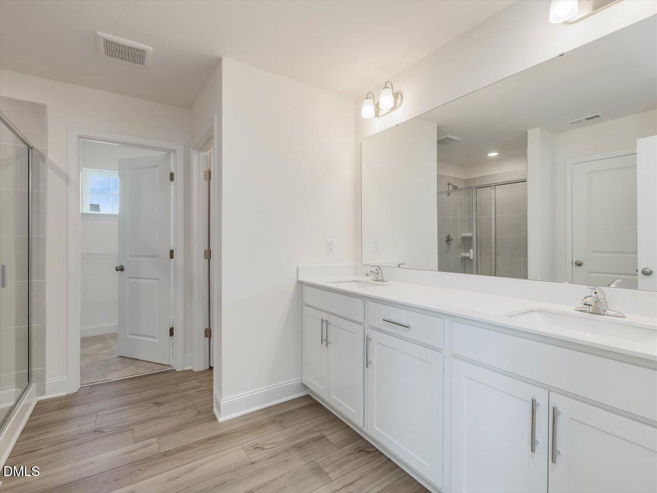 504 Hipwood Drive Property Photo 32