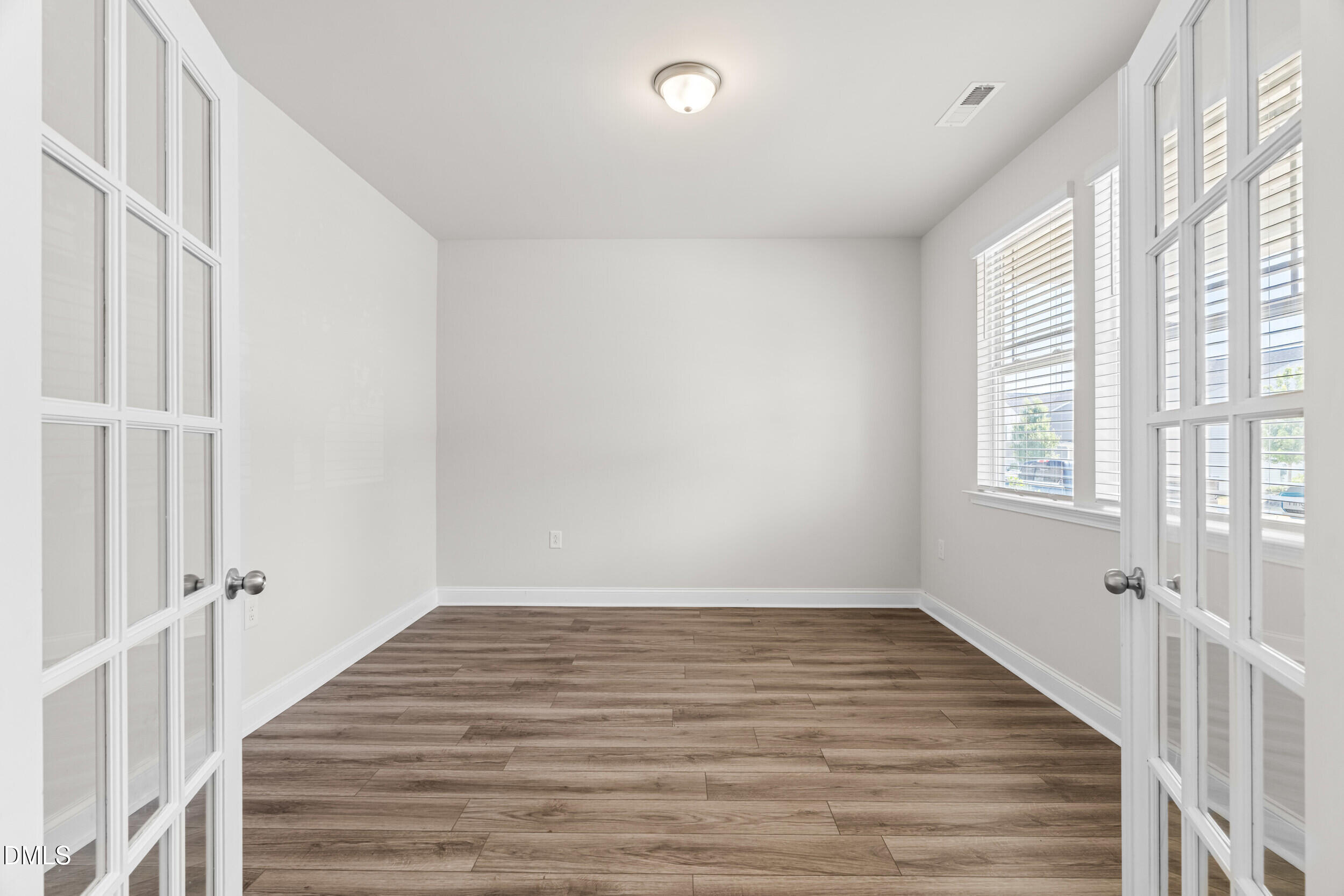 350 Mallard Loop Drive Property Photo 12