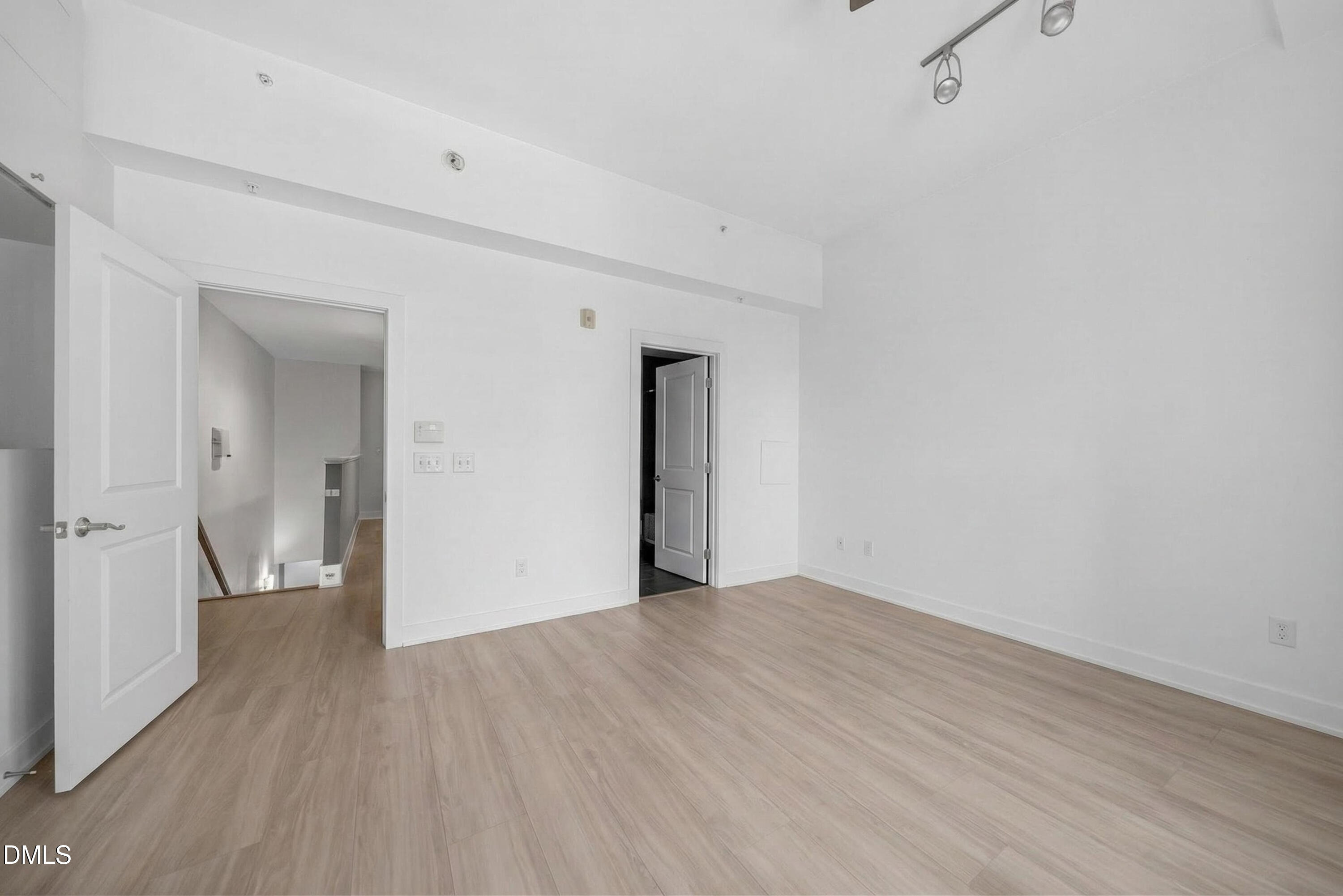 444 S Blount Street 111 Property Photo 13