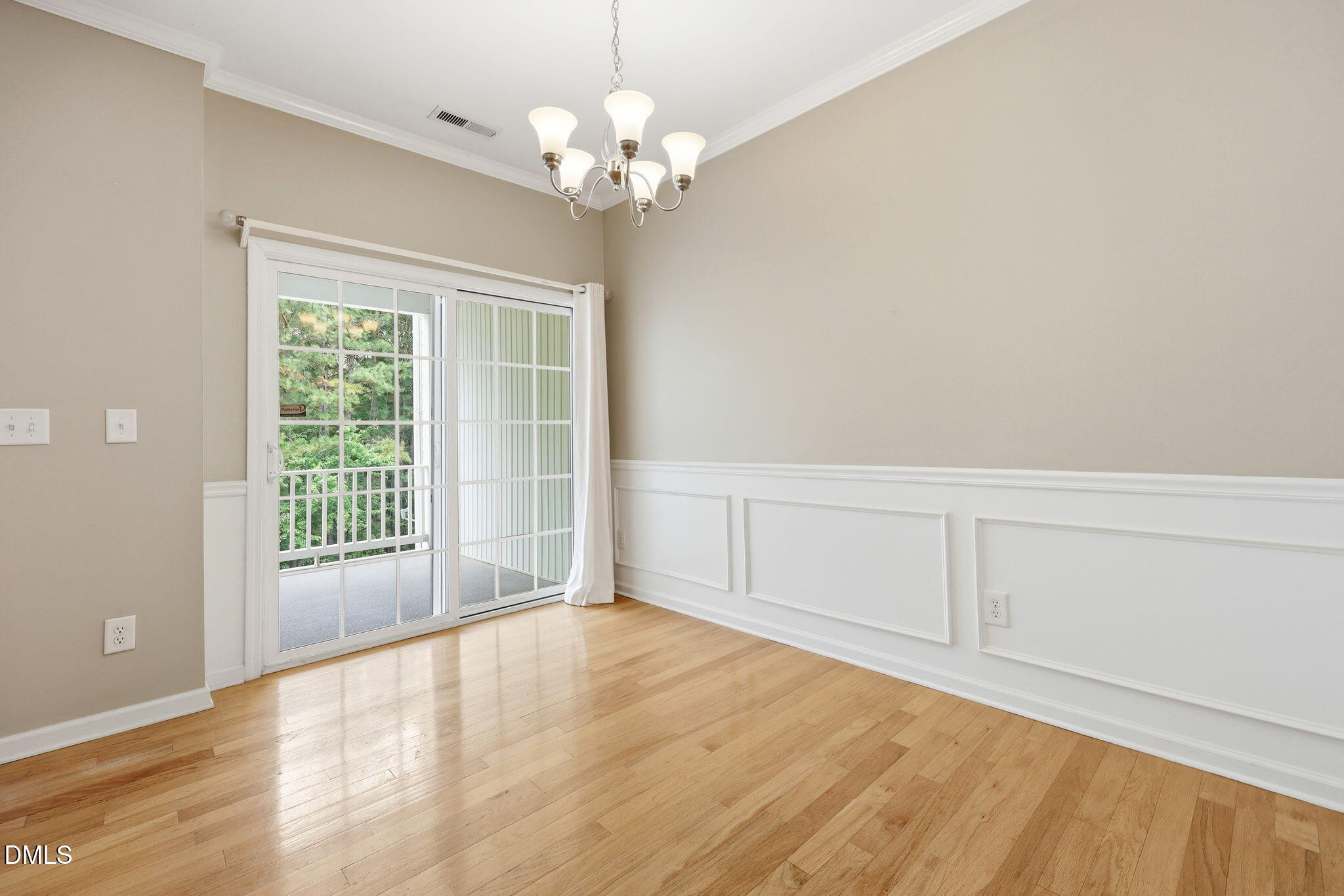 4304 Brynwood Avenue Property Photo 14