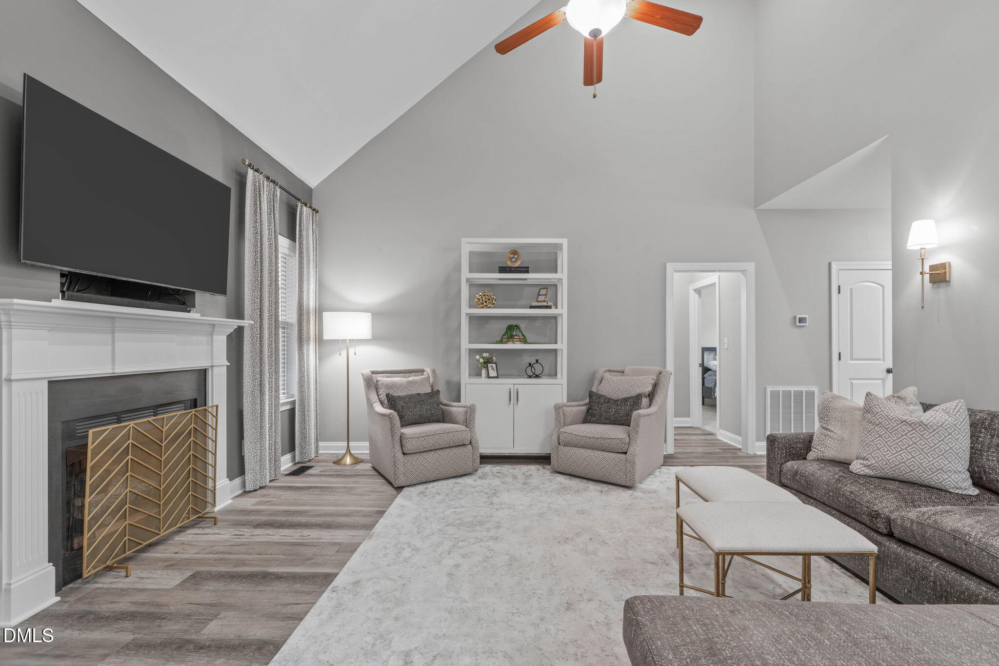 2450 Rolling Tracks Road Property Photo 14