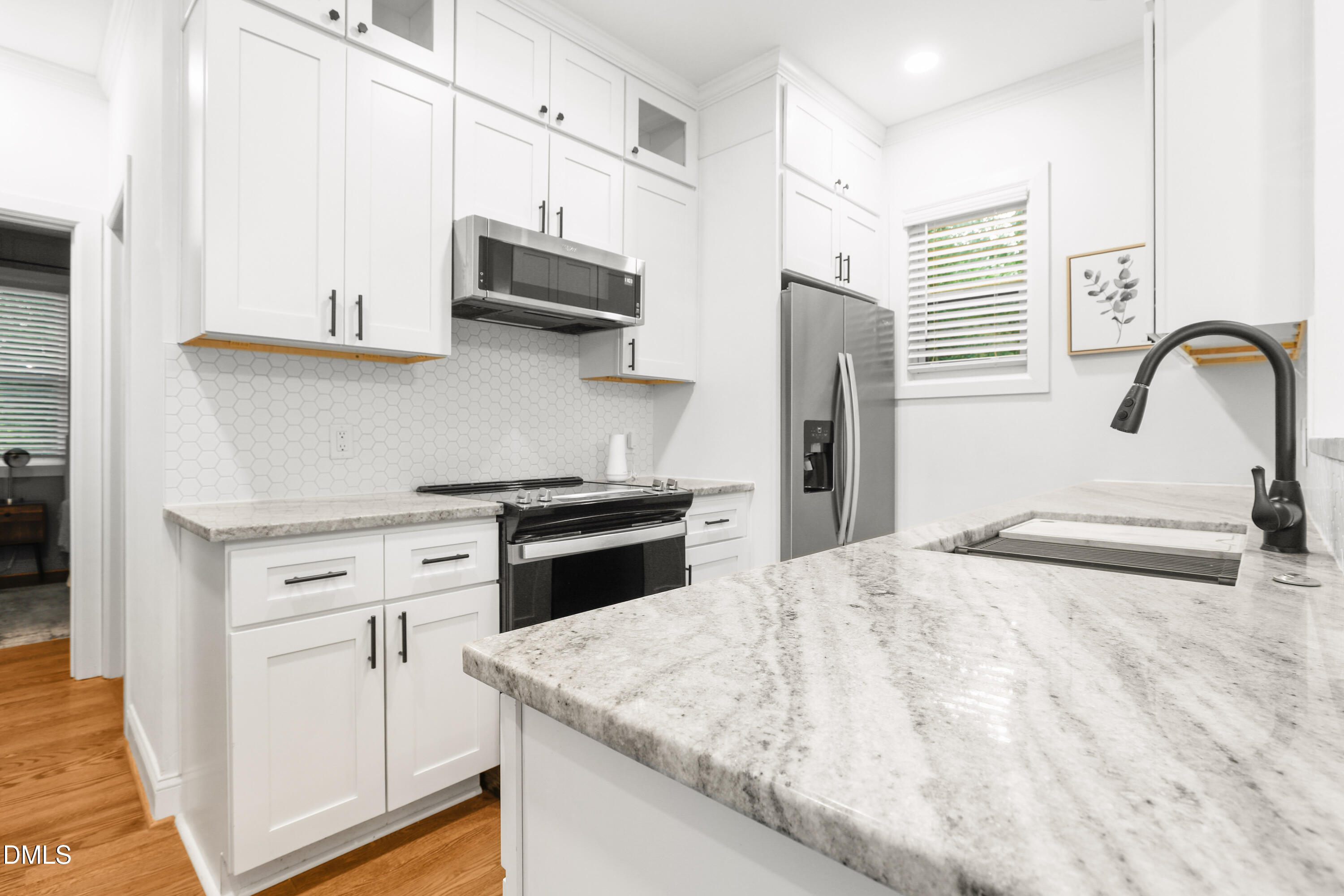 1217 Rosedale Avenue B Property Photo 7