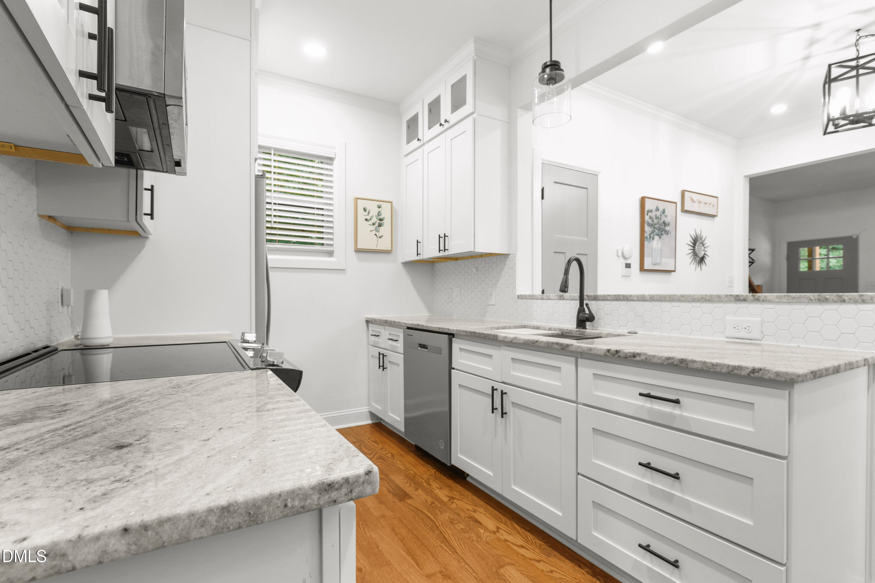 1217 Rosedale Avenue B Property Photo 8