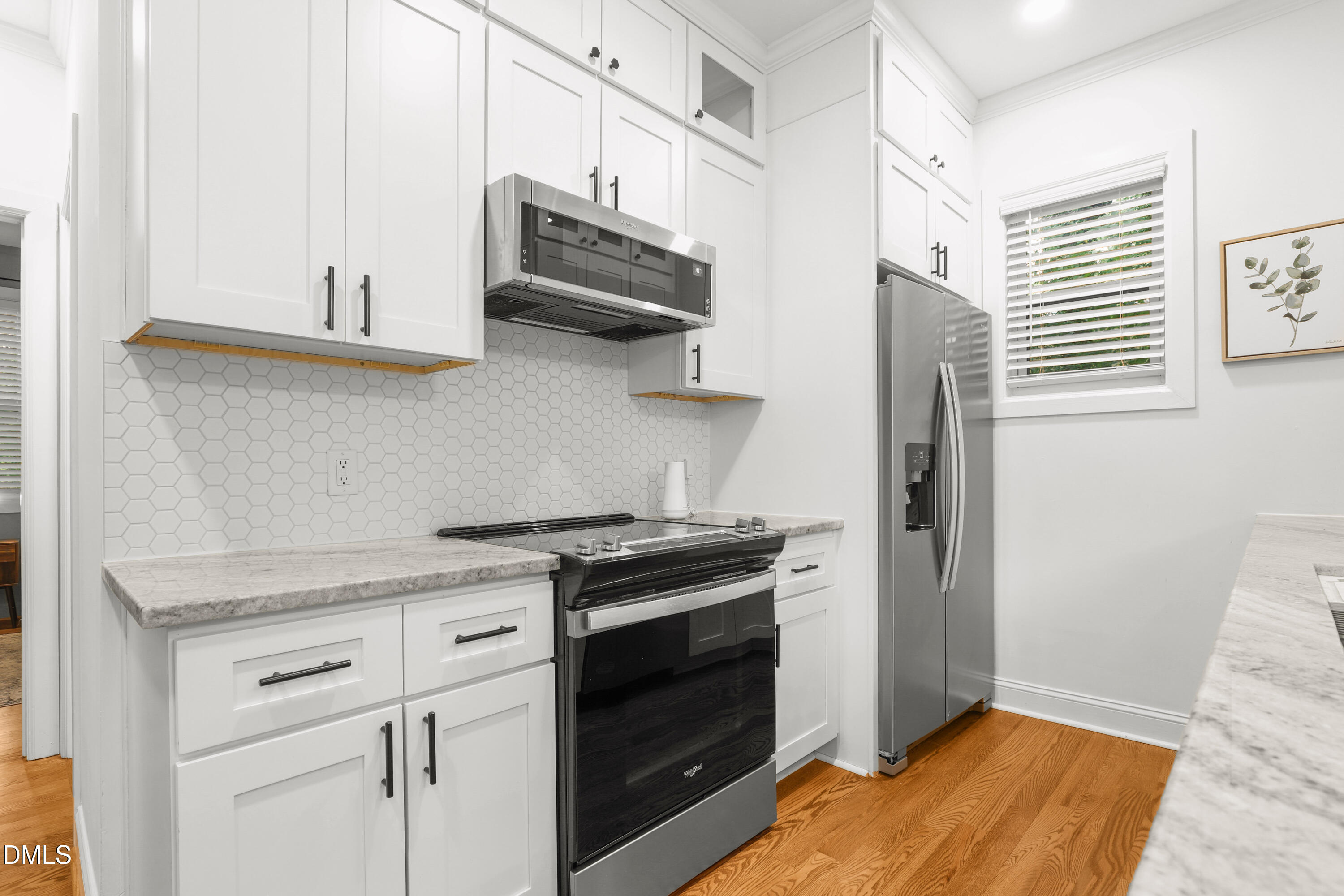 1217 Rosedale Avenue B Property Photo 9