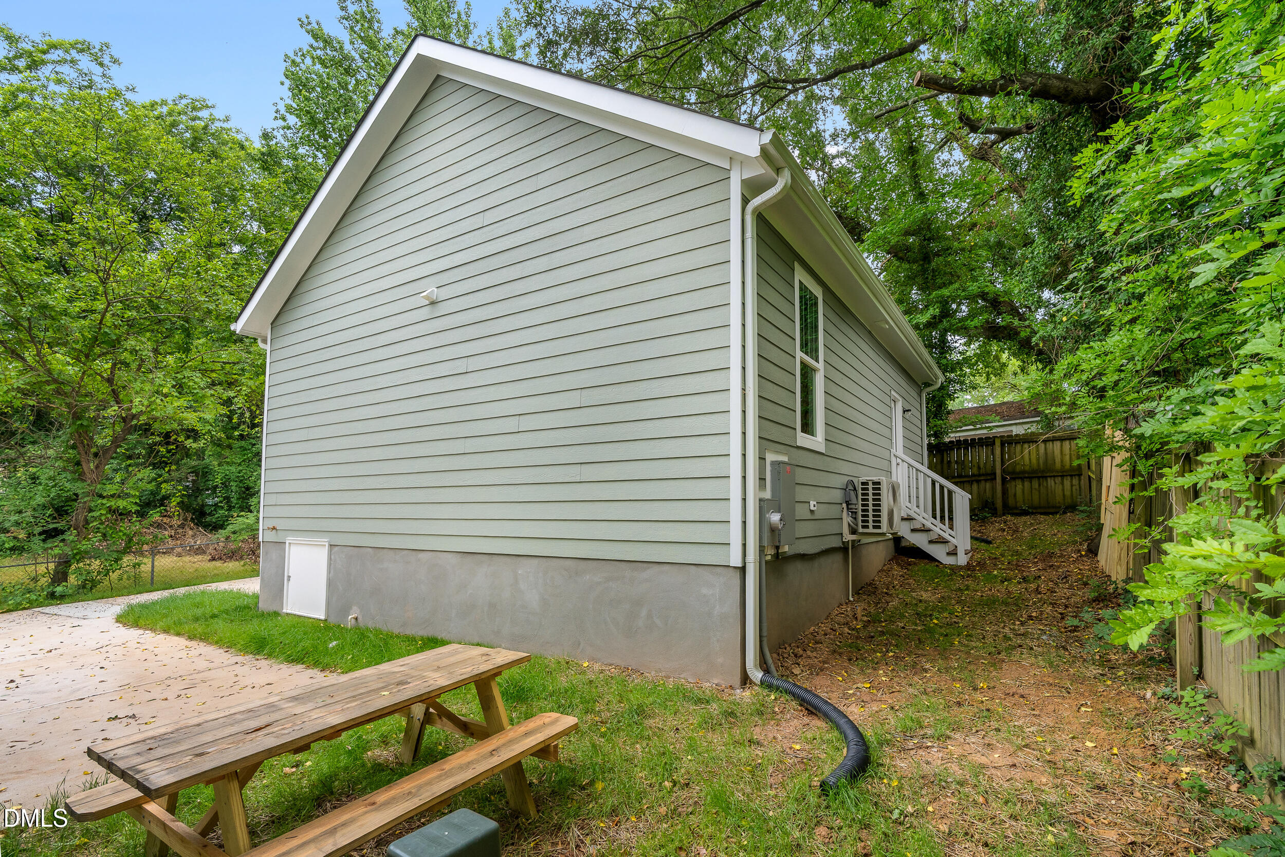 2626 Harvard Avenue C Property Photo 27