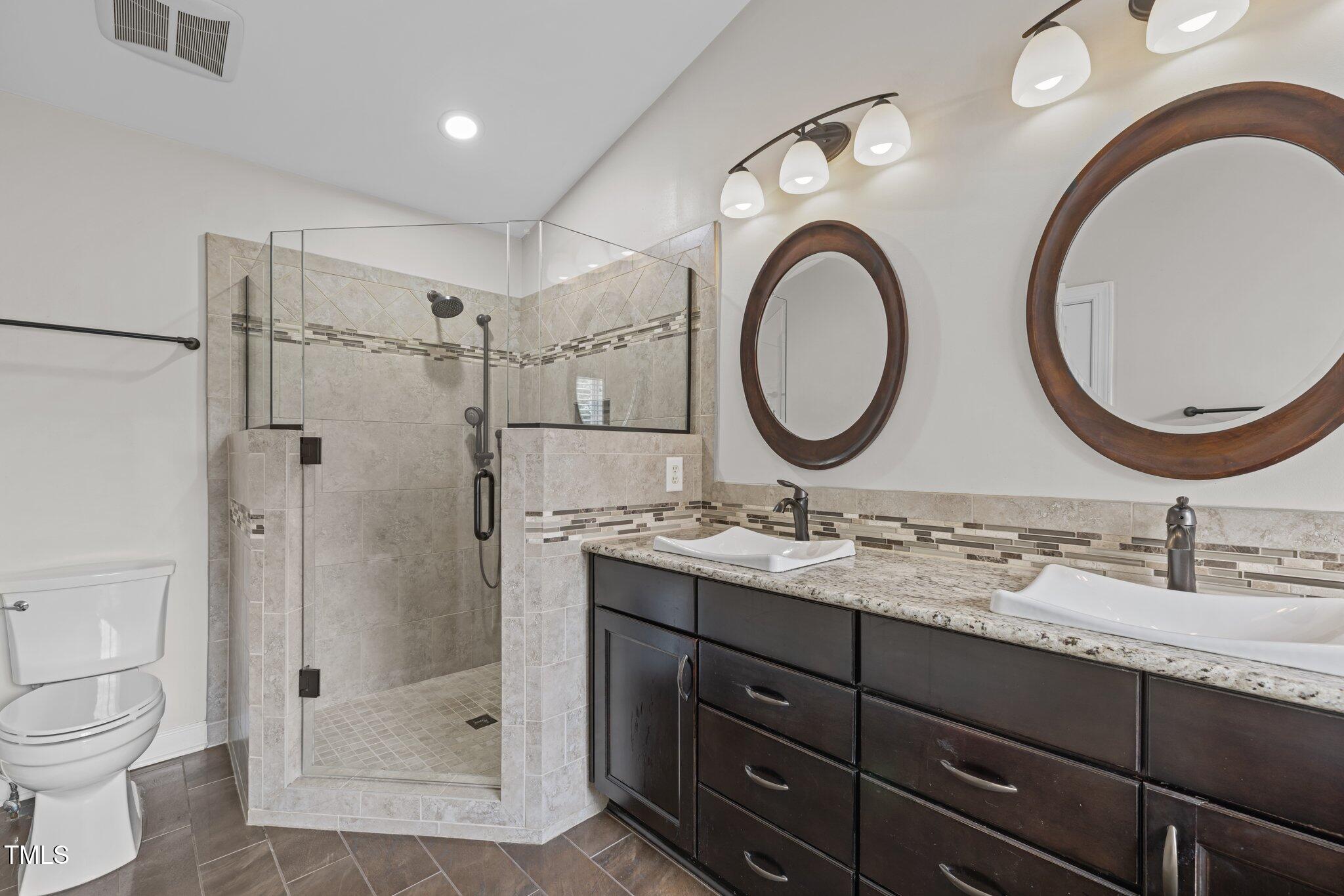 703 Kirkeenan Circle Property Photo 23
