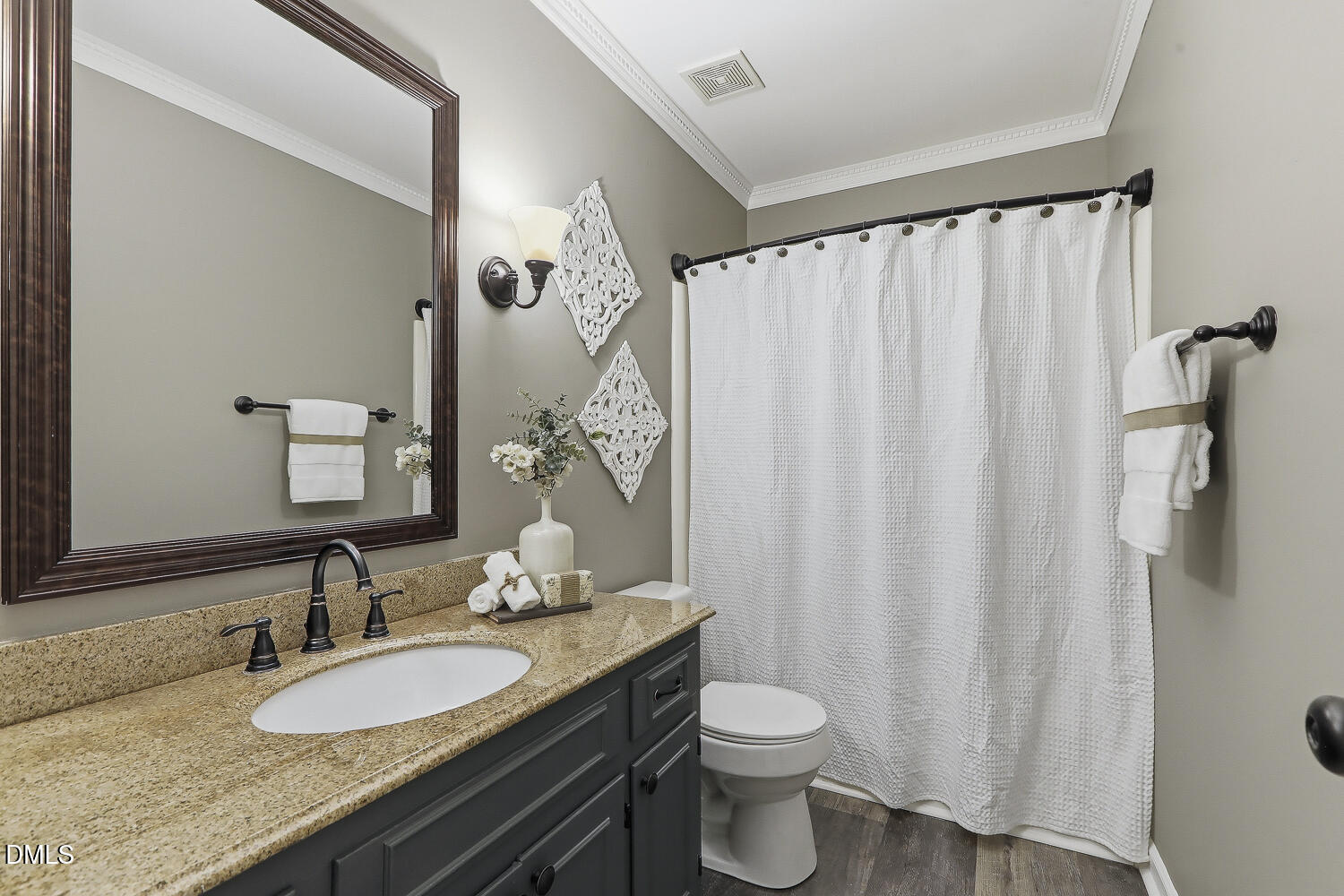 1220 Collington Drive Property Photo 9