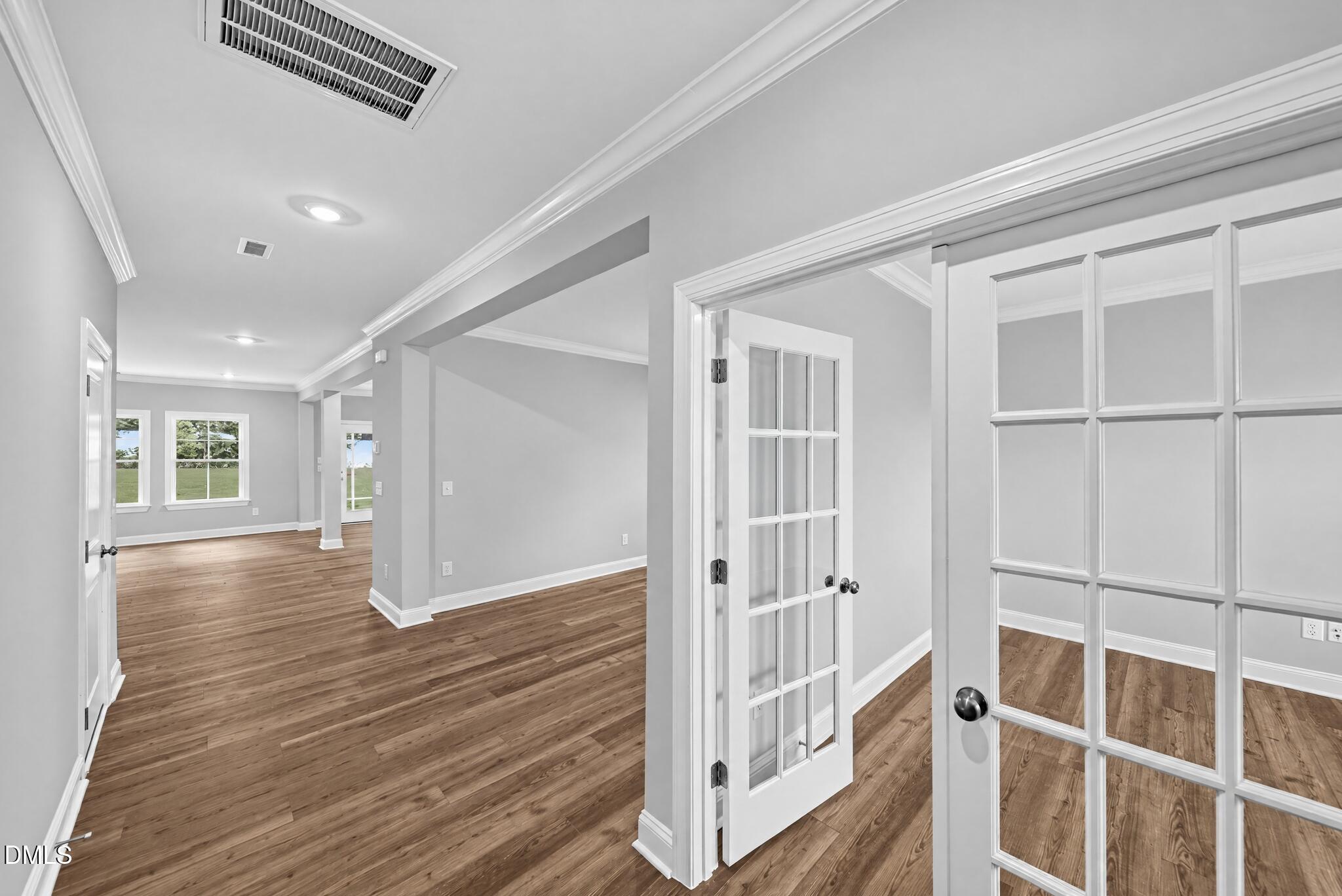 2808 Warm Breeze Way Property Photo 3