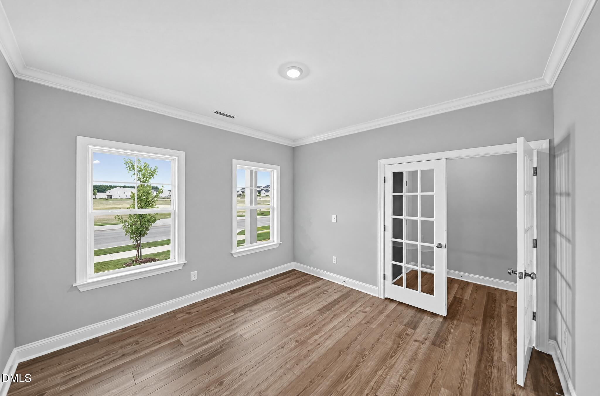 2808 Warm Breeze Way Property Photo 4
