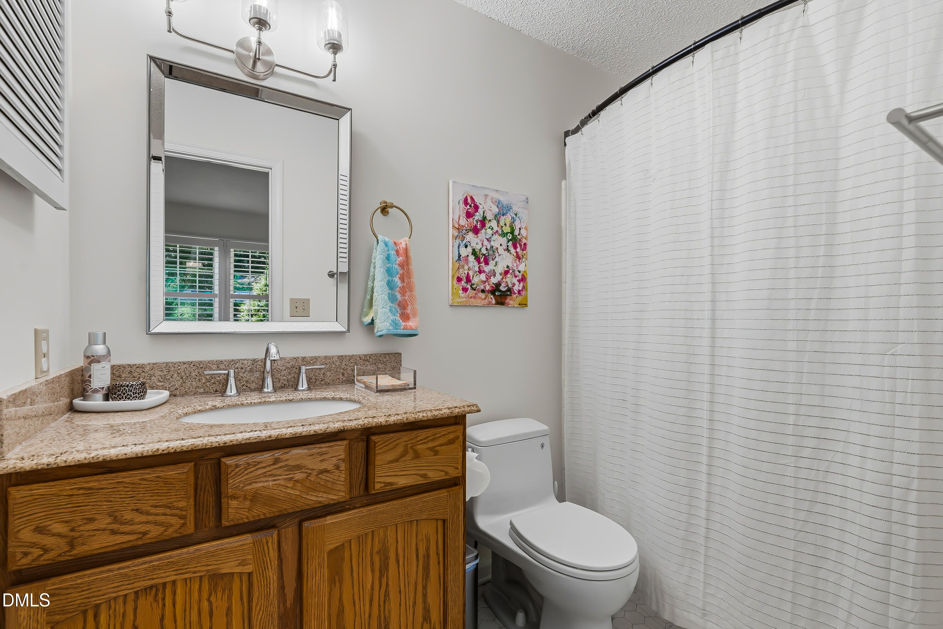 2424 Mapleton Lane Property Photo 5