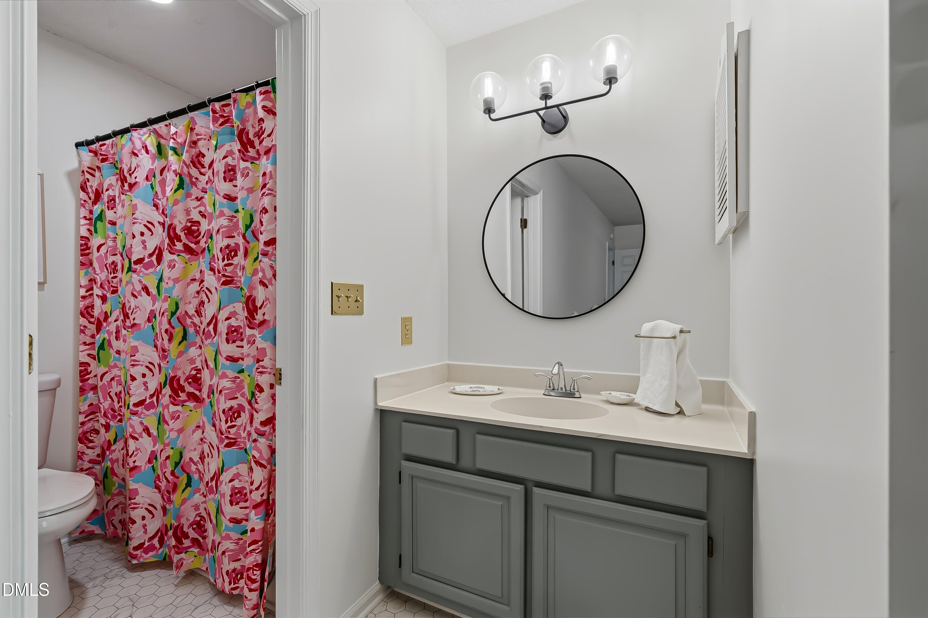2424 Mapleton Lane Property Photo 28
