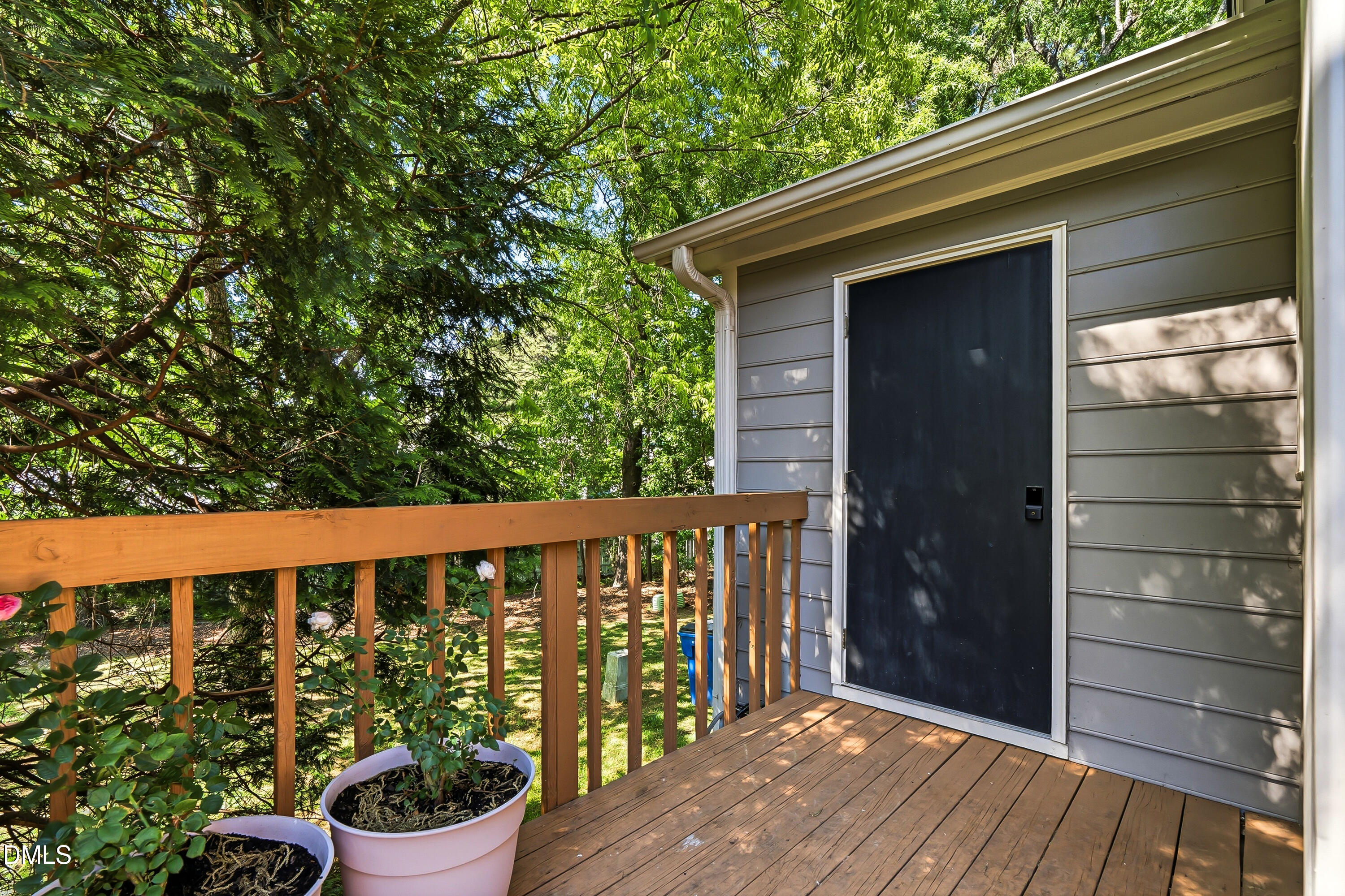 2424 Mapleton Lane Property Photo 32