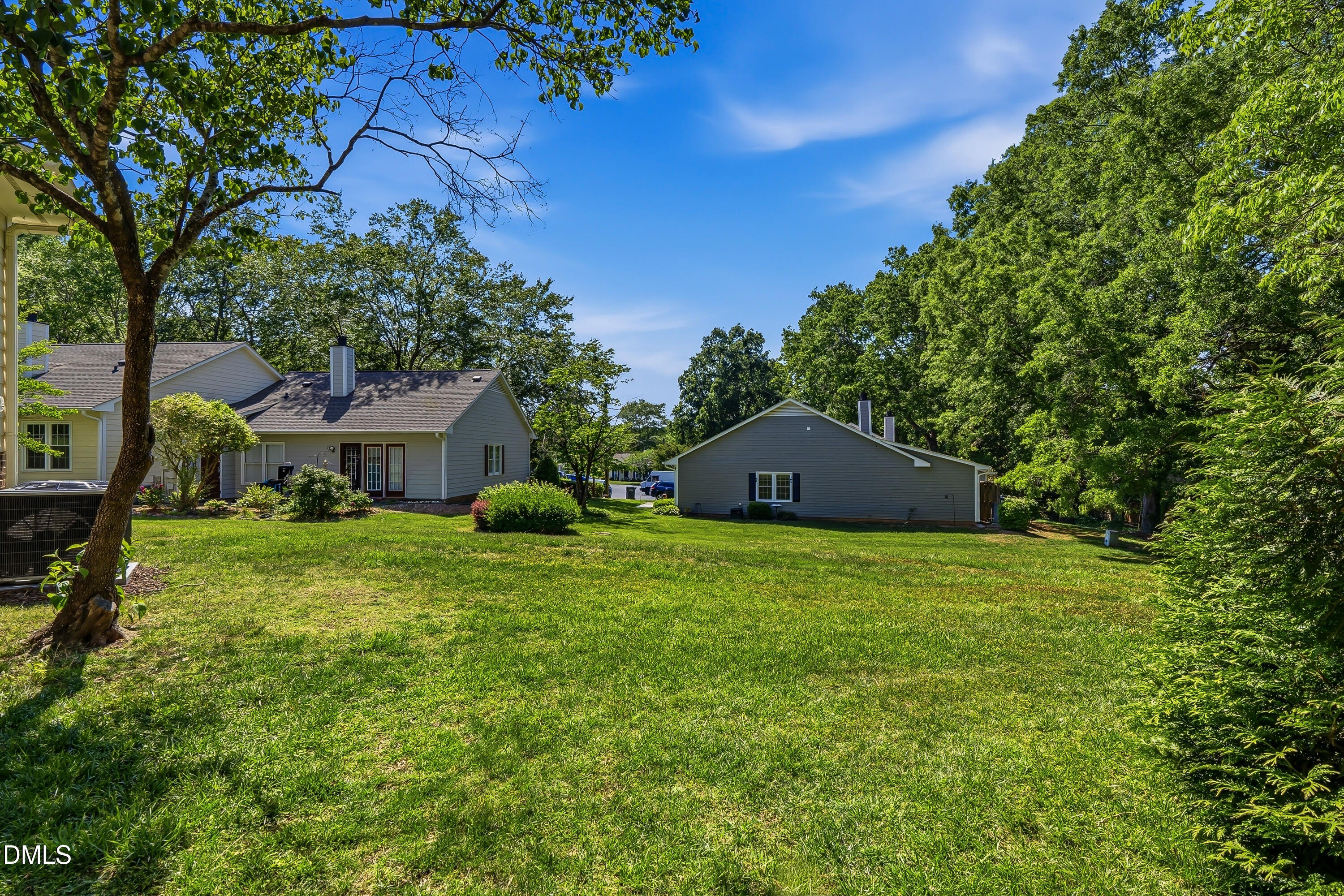 2424 Mapleton Lane Property Photo 34