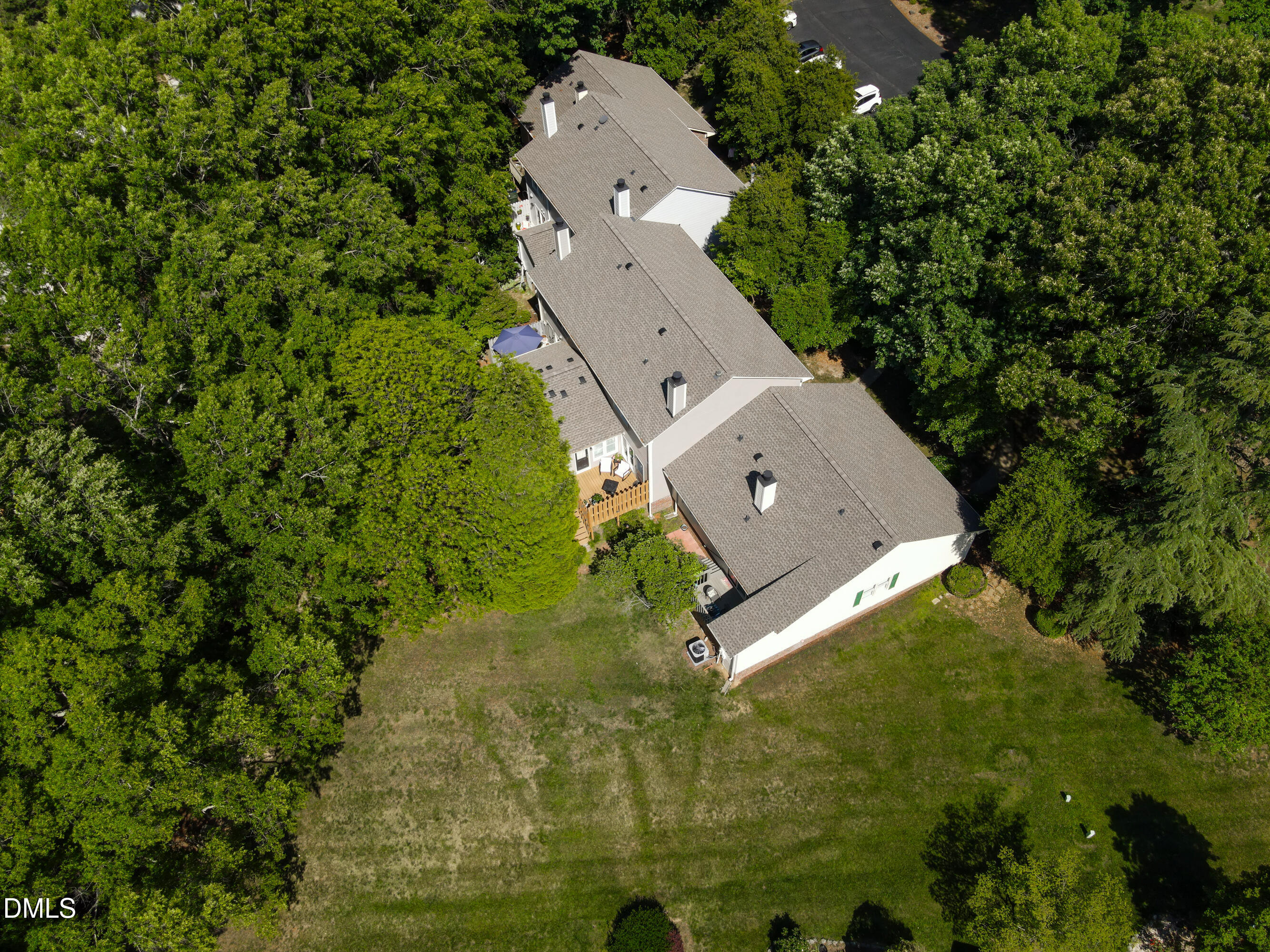 2424 Mapleton Lane Property Photo 35