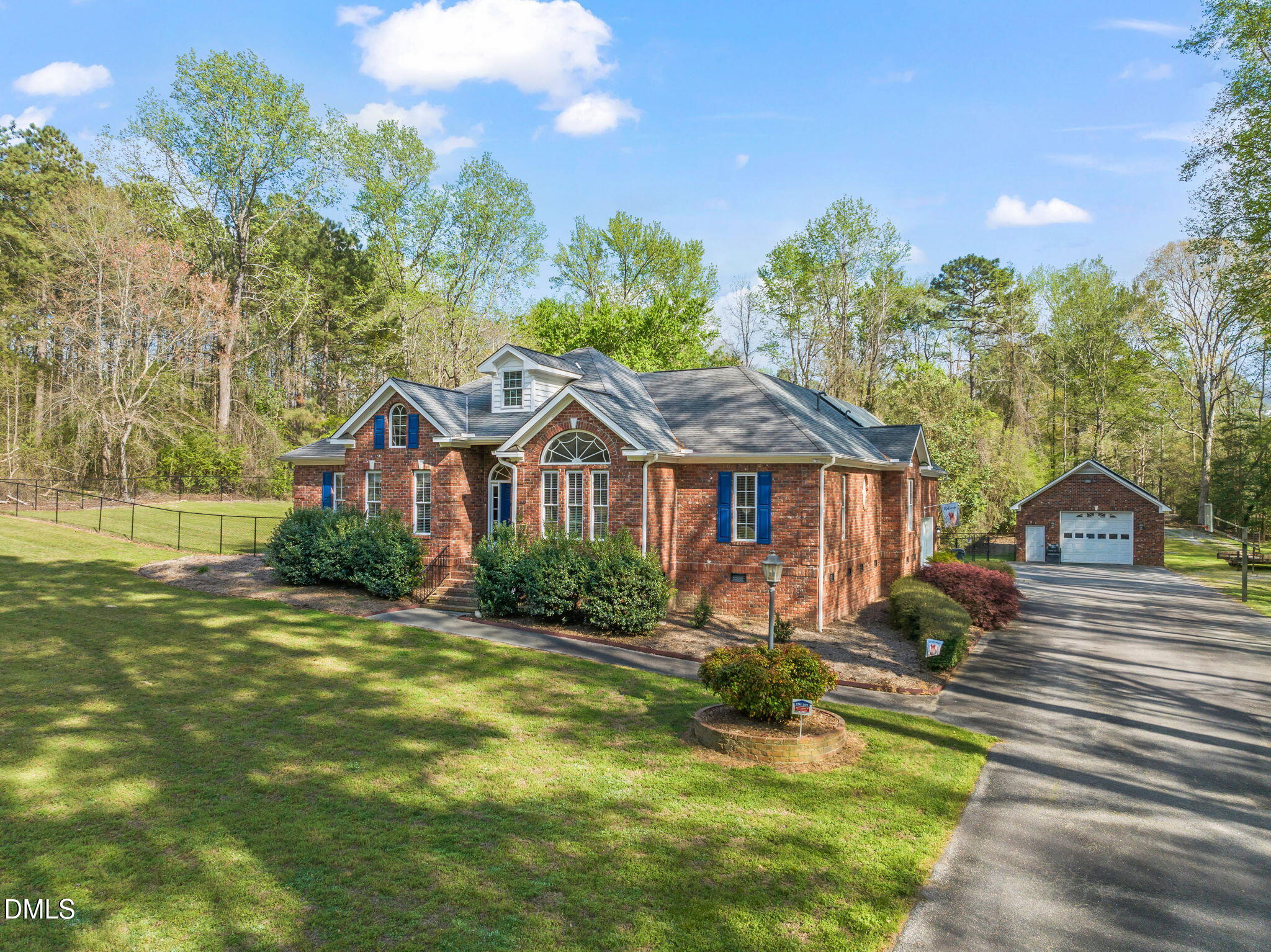 7132 Trappers Court Property Photo 3