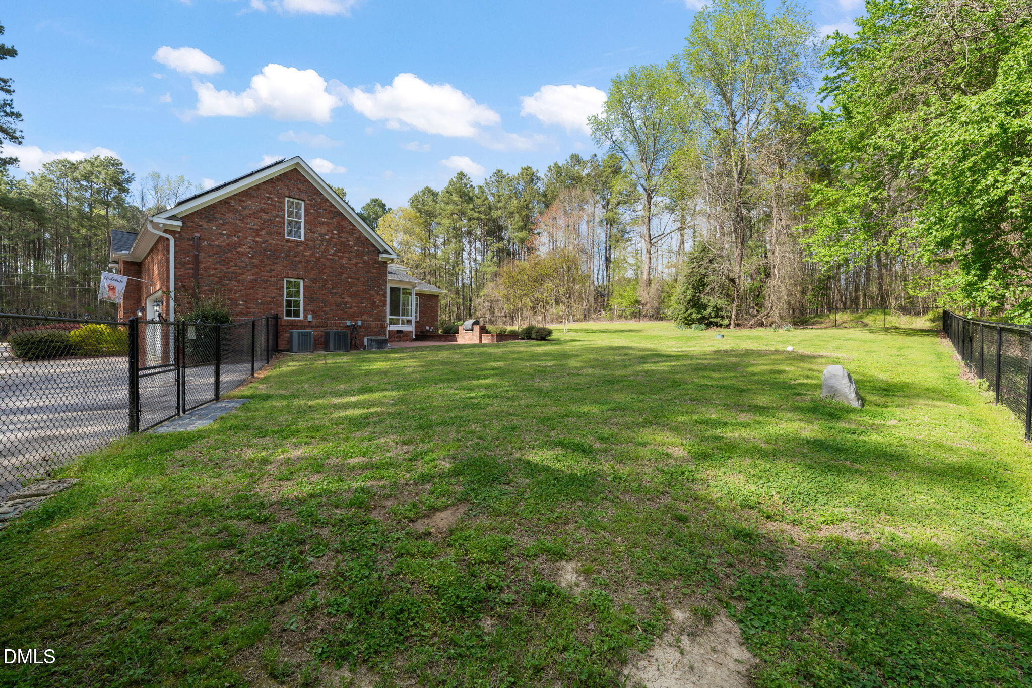 7132 Trappers Court Property Photo 8
