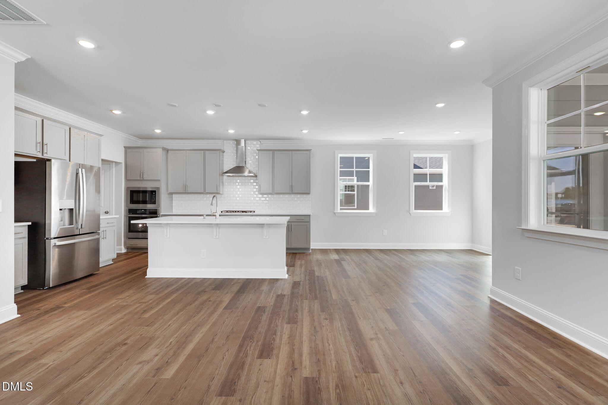 1729 Uplift Avenue Property Photo 5