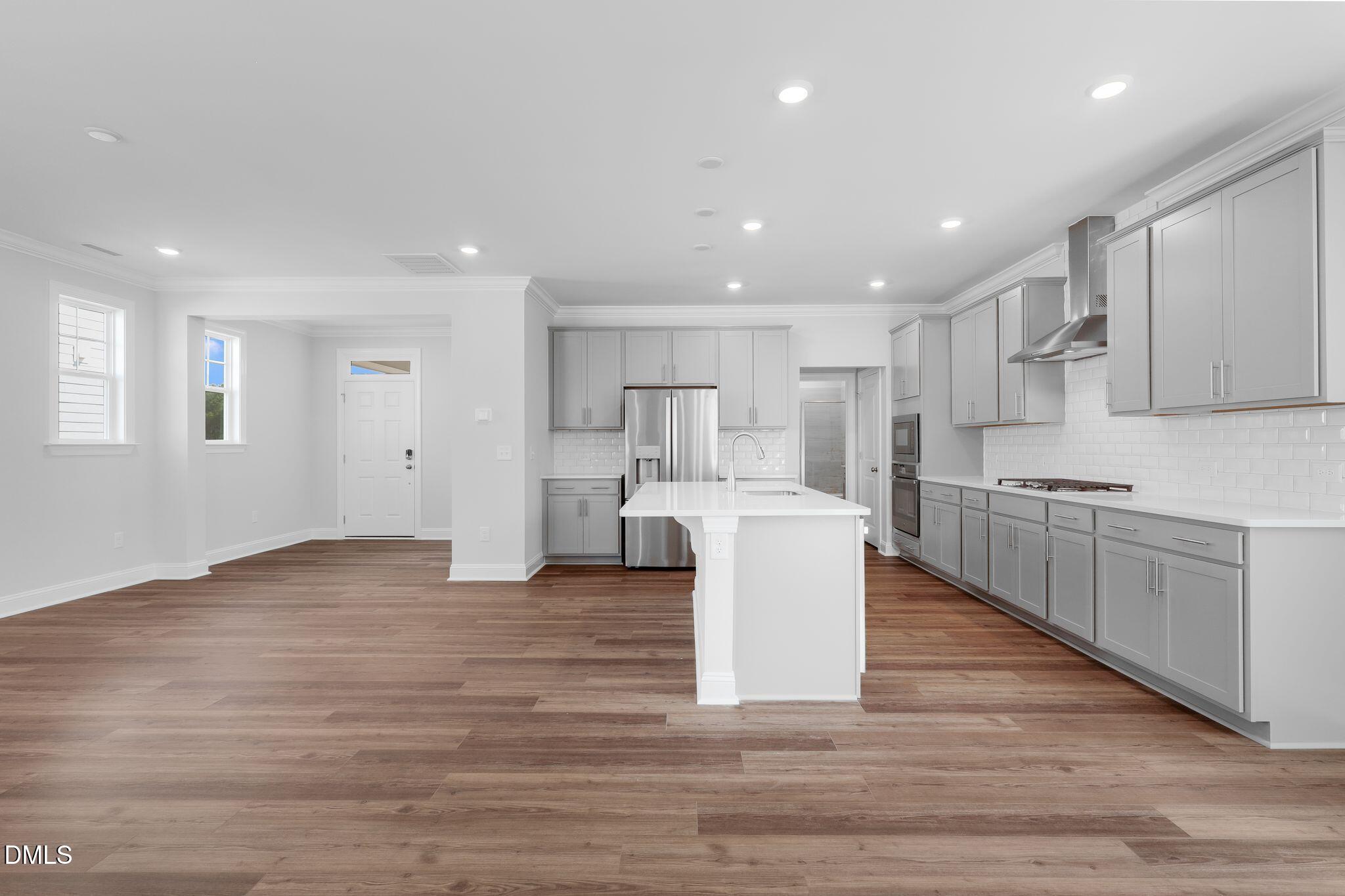 1729 Uplift Avenue Property Photo 8
