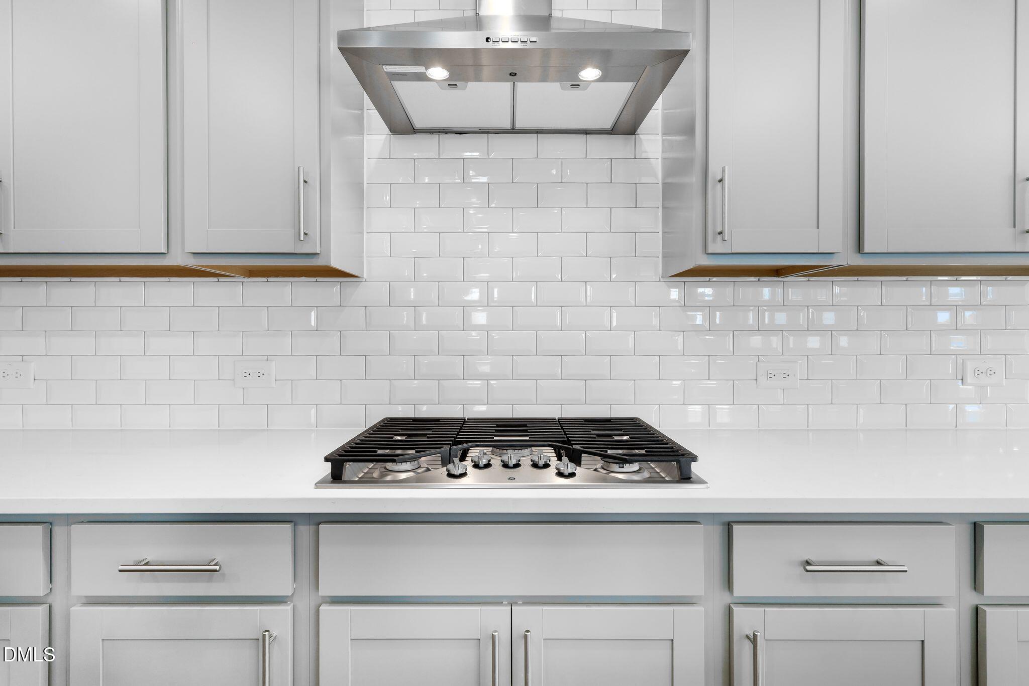 1729 Uplift Avenue Property Photo 11
