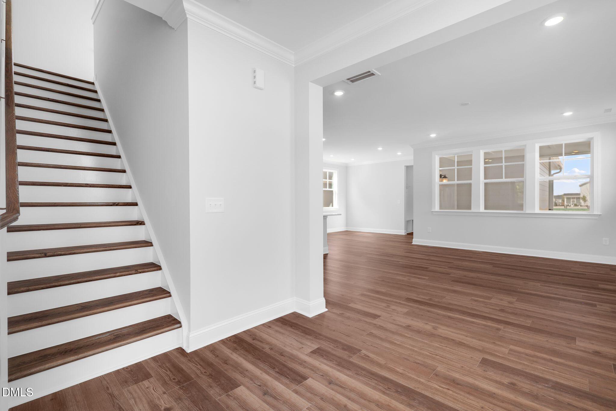 1729 Uplift Avenue Property Photo 14