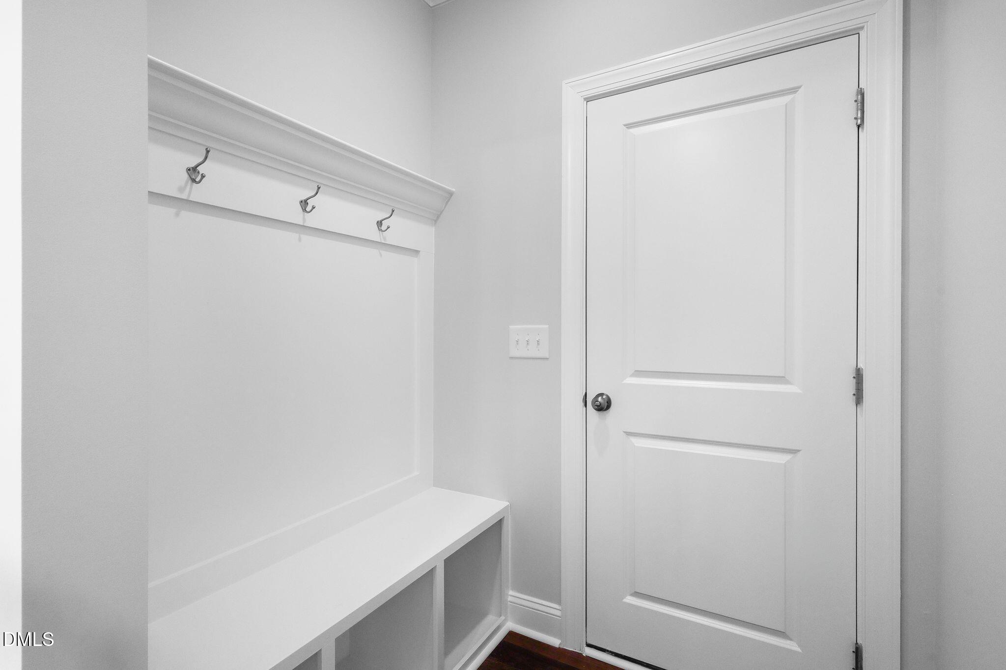1729 Uplift Avenue Property Photo 27