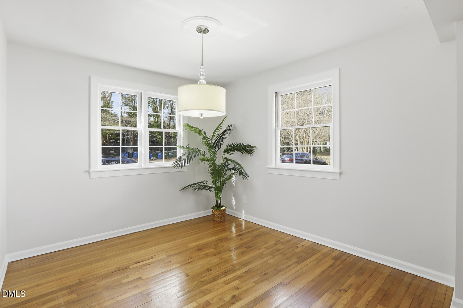 933 St Marys Street Property Photo 18