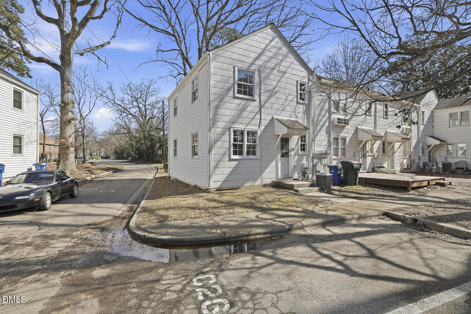 933 St Marys Street Property Photo 31