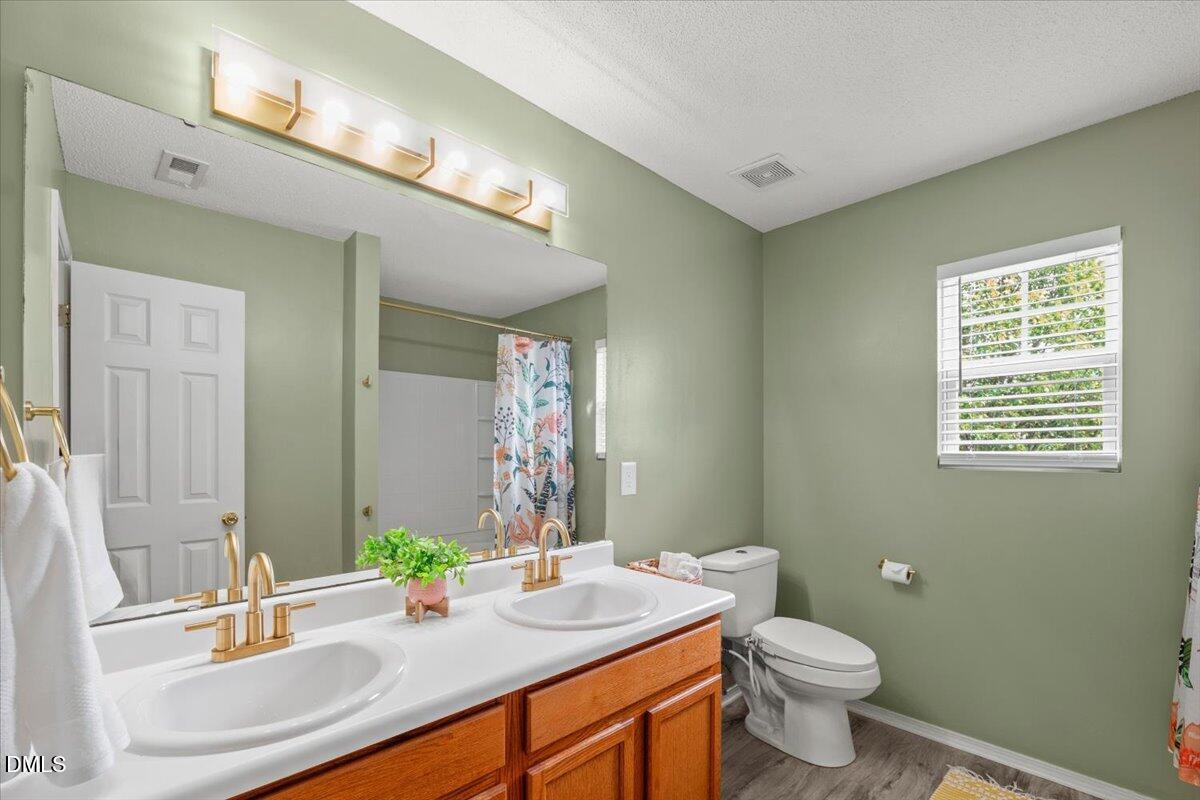 924 Mailwood Drive Property Photo 17