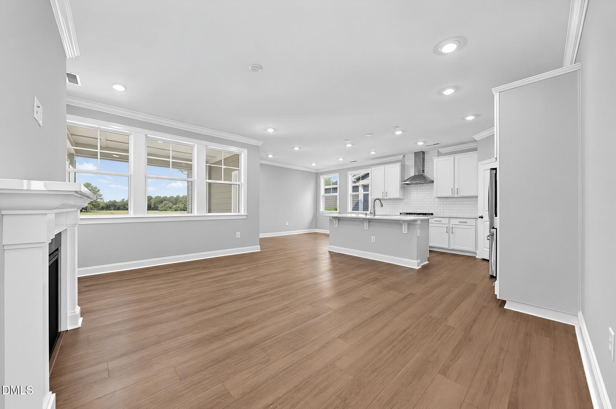 1737 Uplift Avenue Property Photo 7