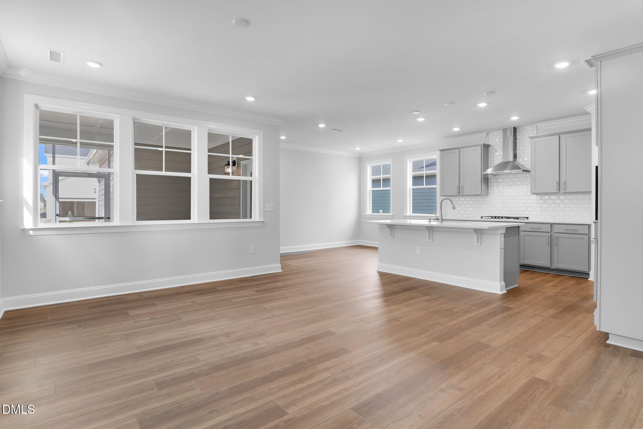 1737 Uplift Avenue Property Photo 9