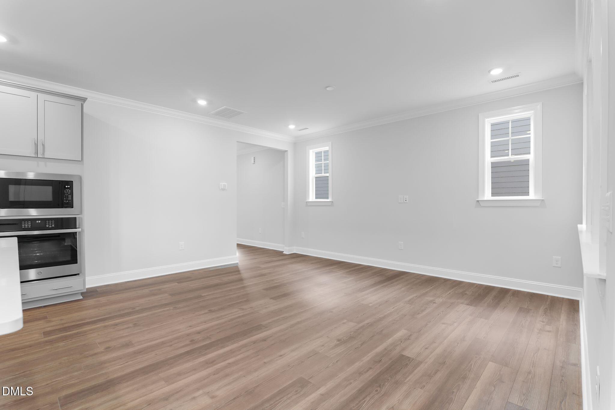 1737 Uplift Avenue Property Photo 11