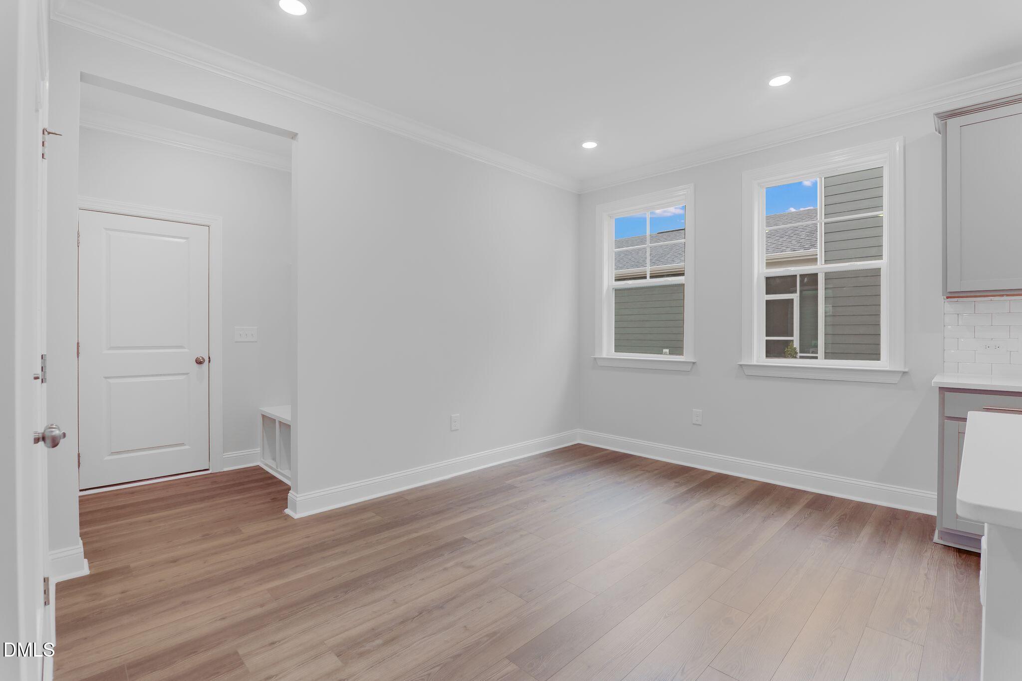 1737 Uplift Avenue Property Photo 14