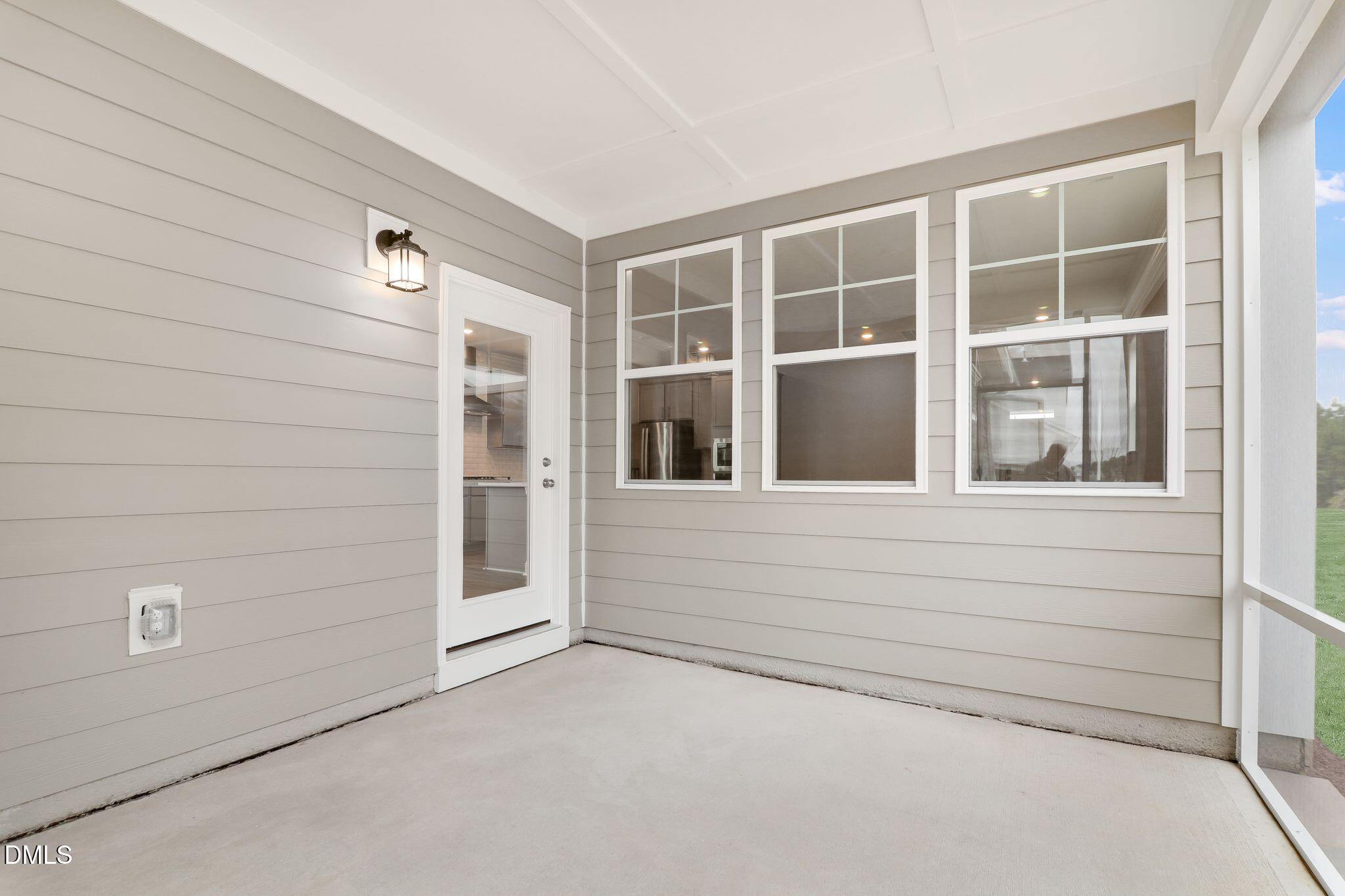 1737 Uplift Avenue Property Photo 28