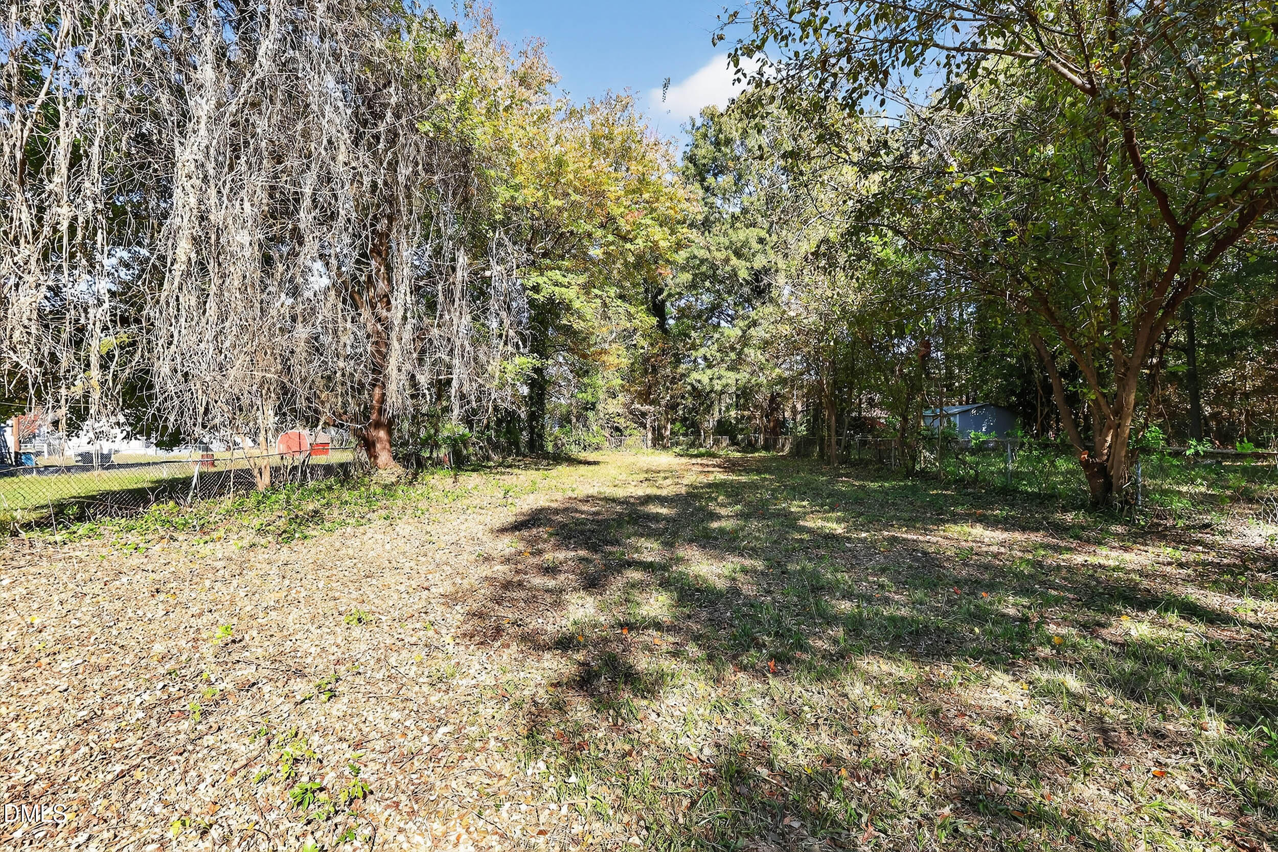 2711-c Ashe Street Property Photo 2