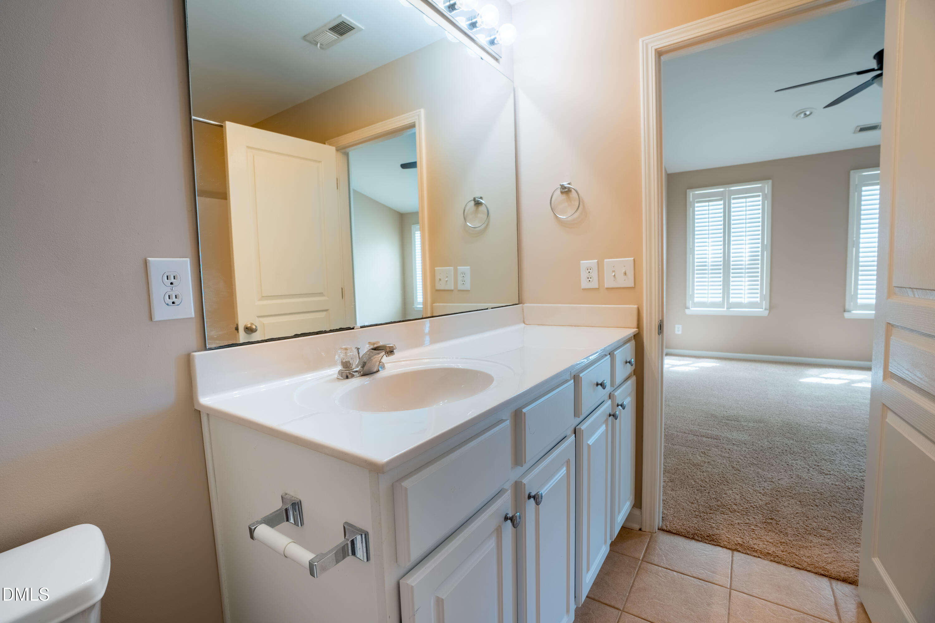 4512 Sugarbend Way Property Photo 11
